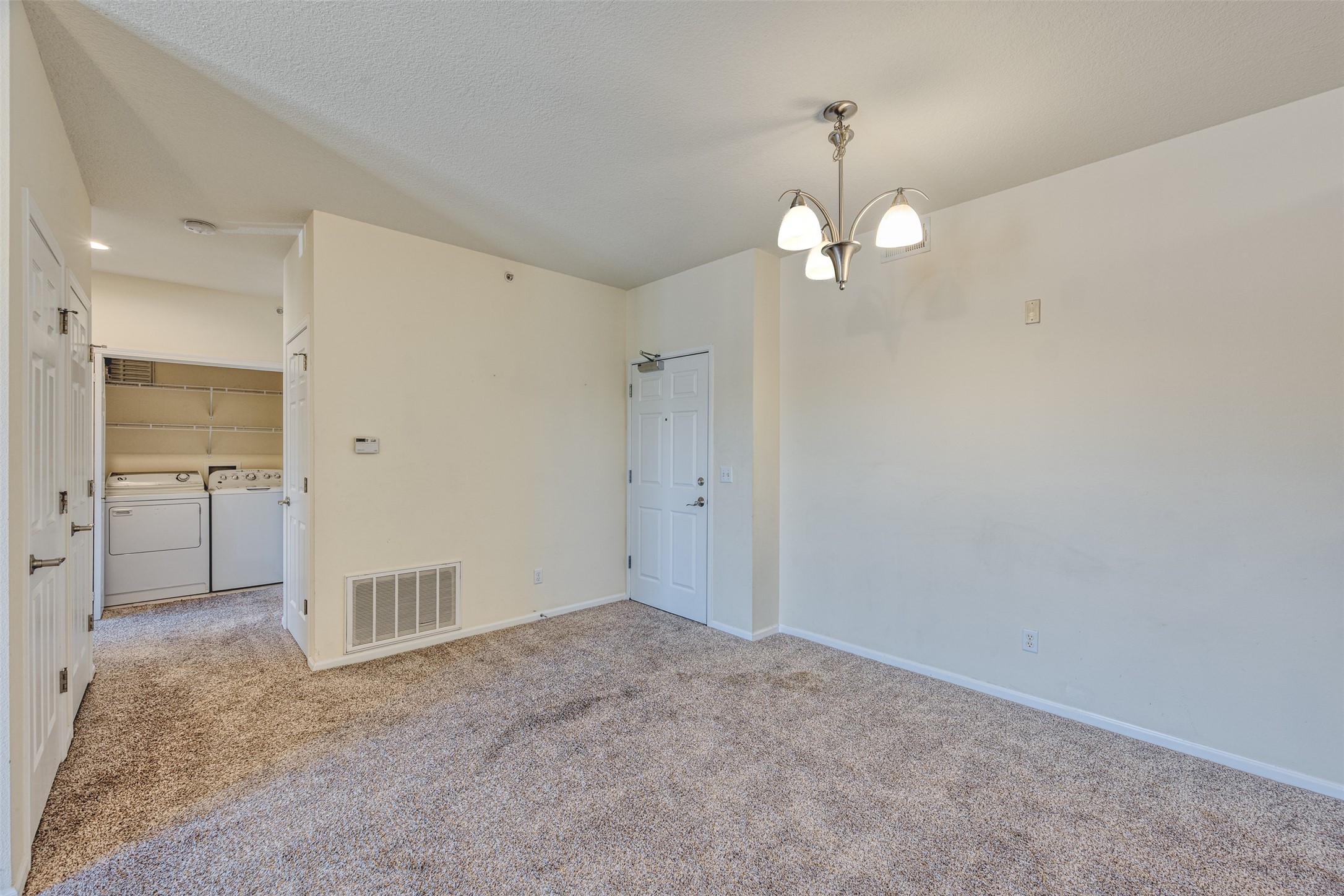 6255 Beechtree Drive 4205 Property Photo 12