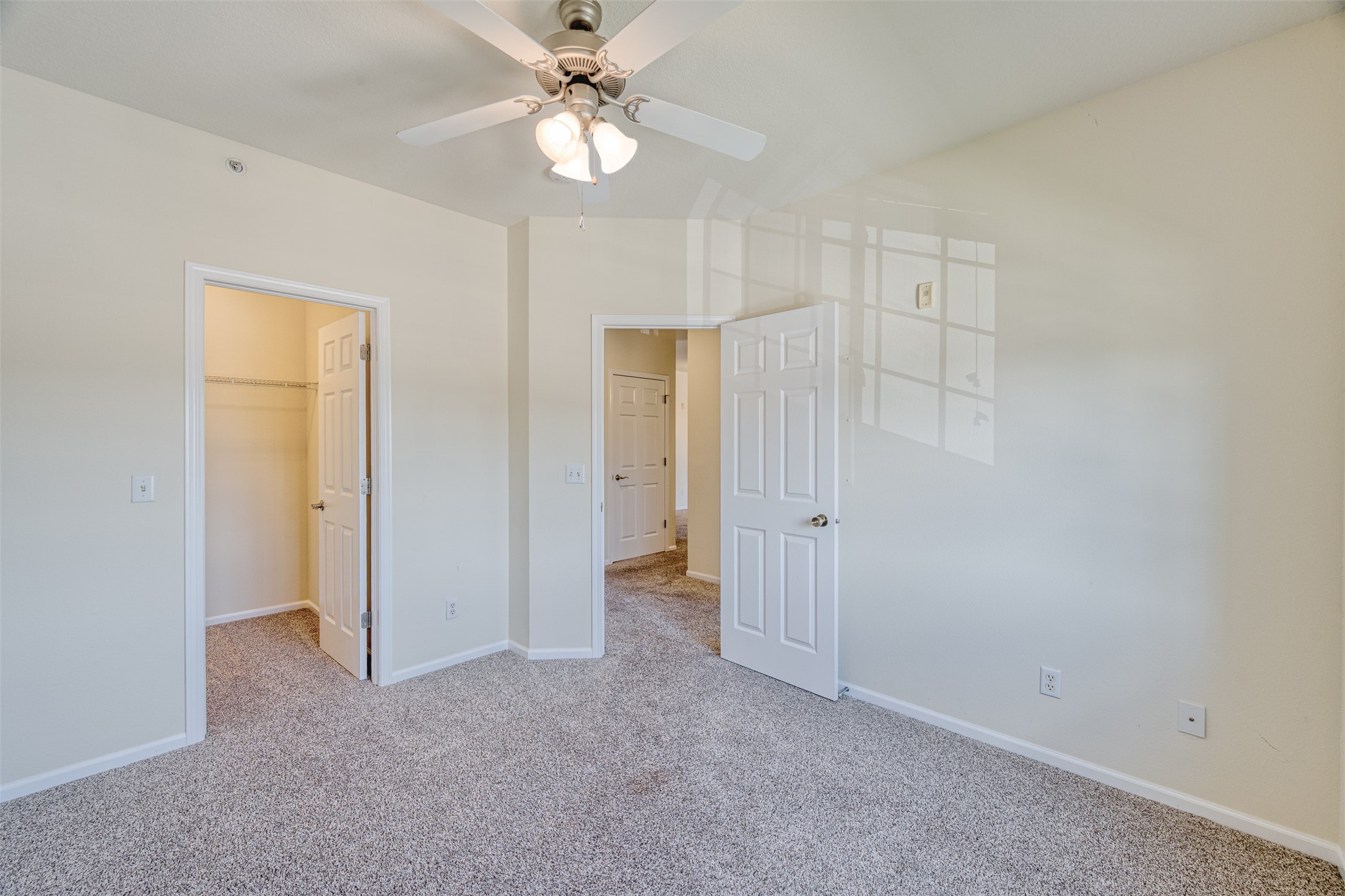 6255 Beechtree Drive 4205 Property Photo 15