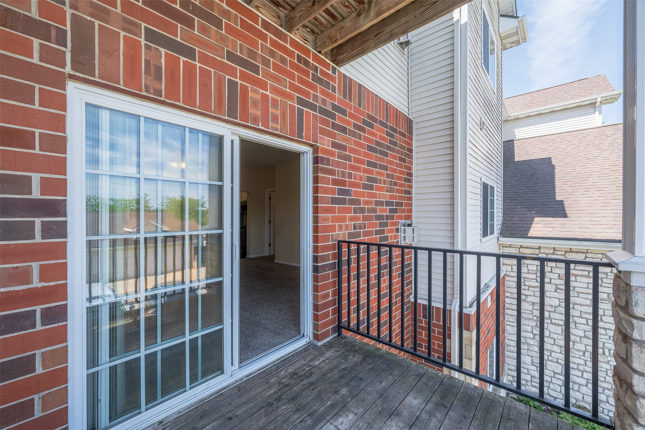 6255 Beechtree Drive 4205 Property Photo 24