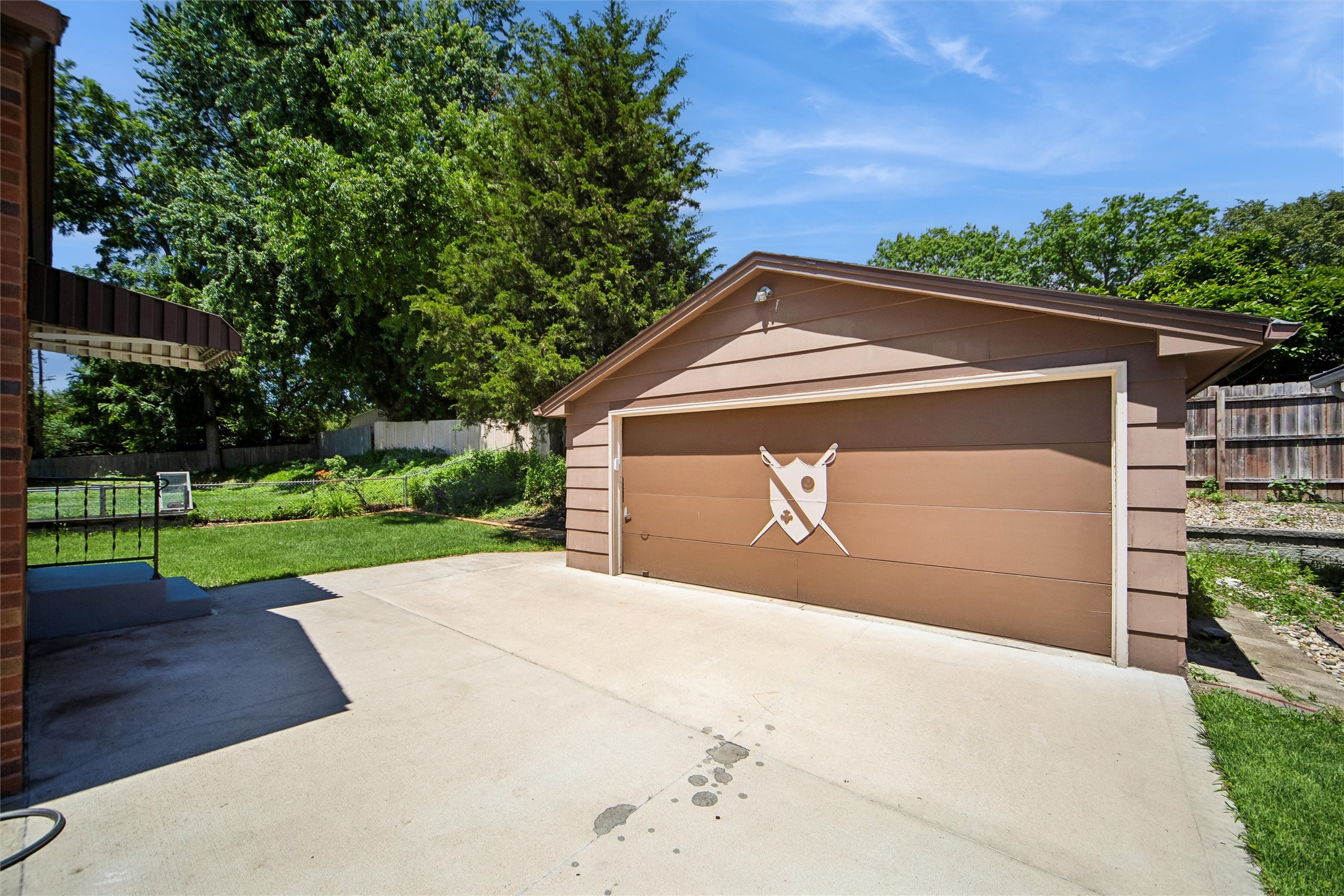 6701 Carpenter Avenue Property Photo 19