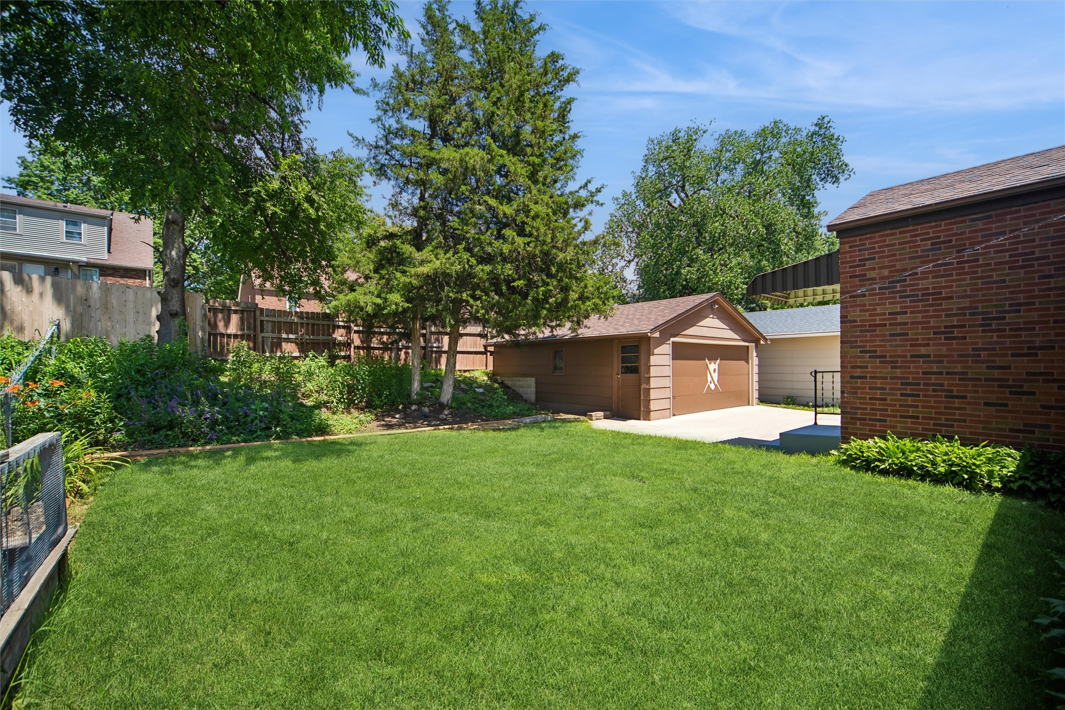6701 Carpenter Avenue Property Photo 21