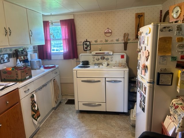 711 Spring Street Property Photo 12