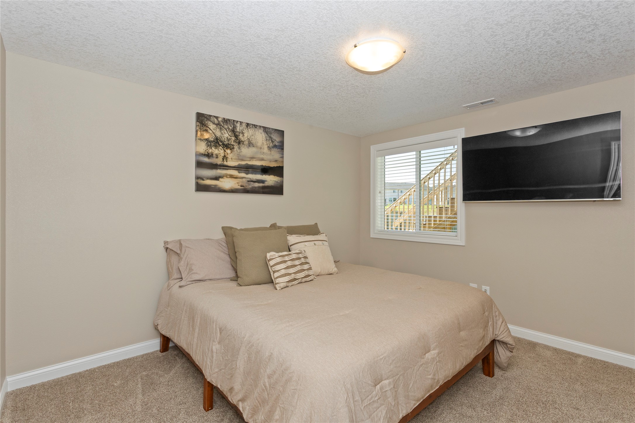 10041 Powell Avenue Property Photo 16