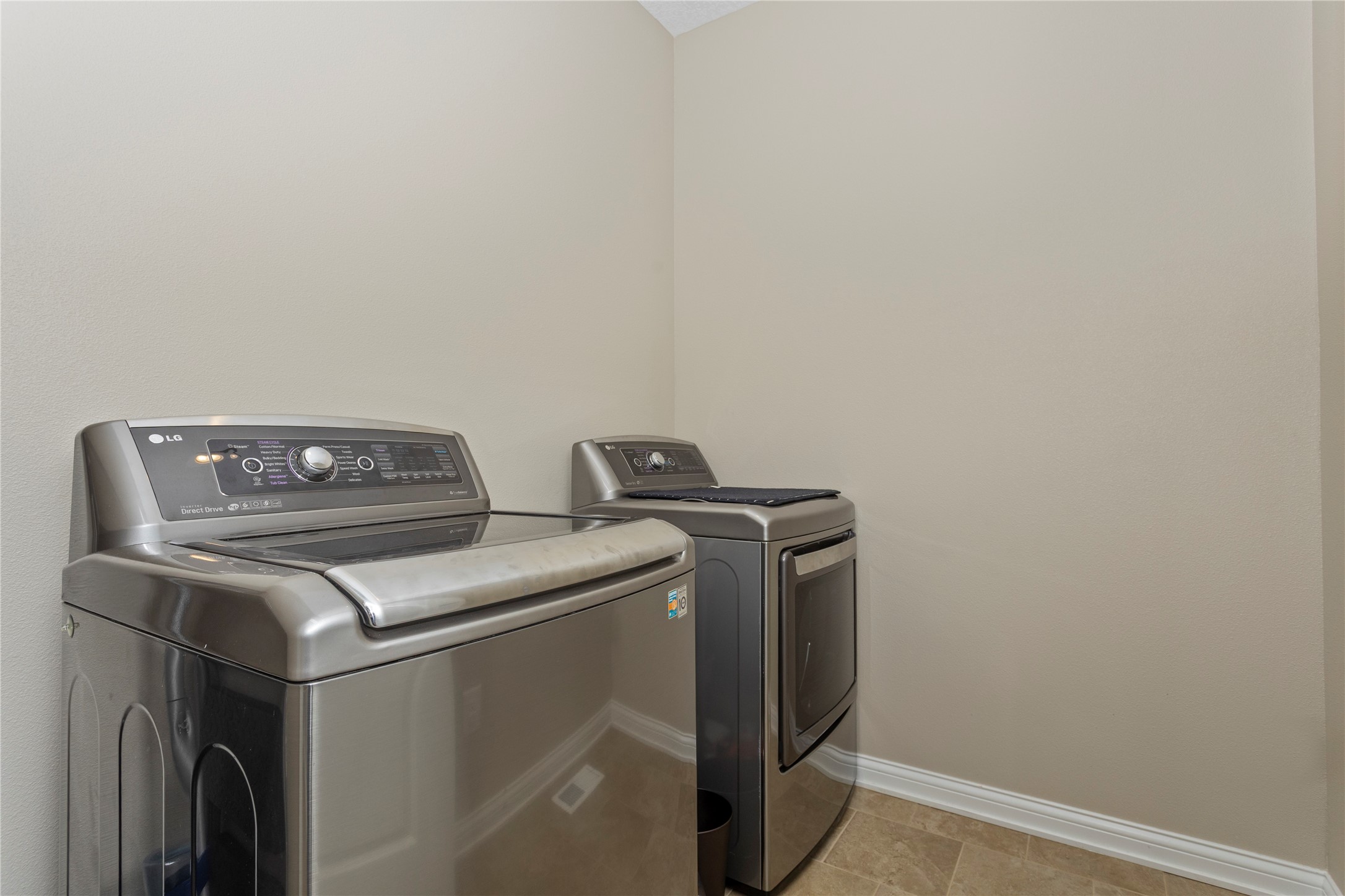 10041 Powell Avenue Property Photo 26