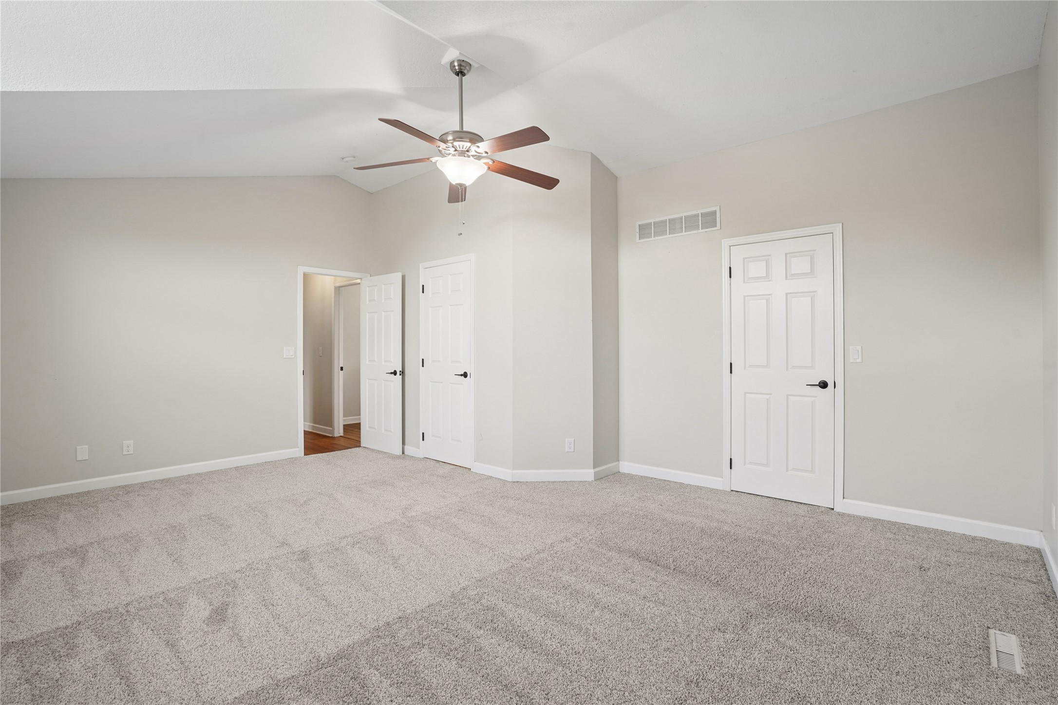 305 Ne 16th Street Property Photo 14