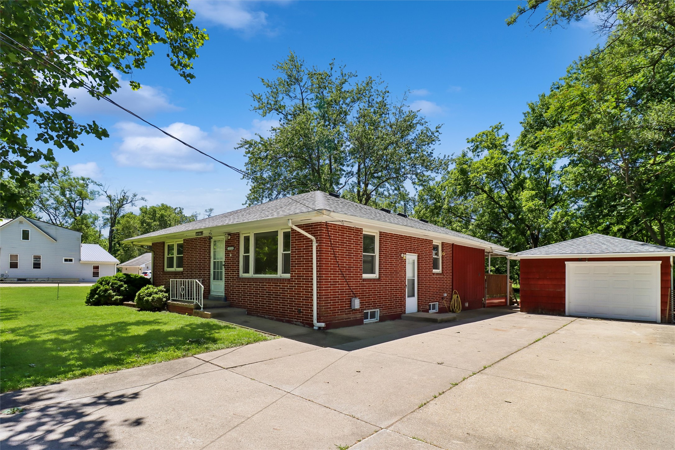 5950 Se 19th Street Property Photo 4