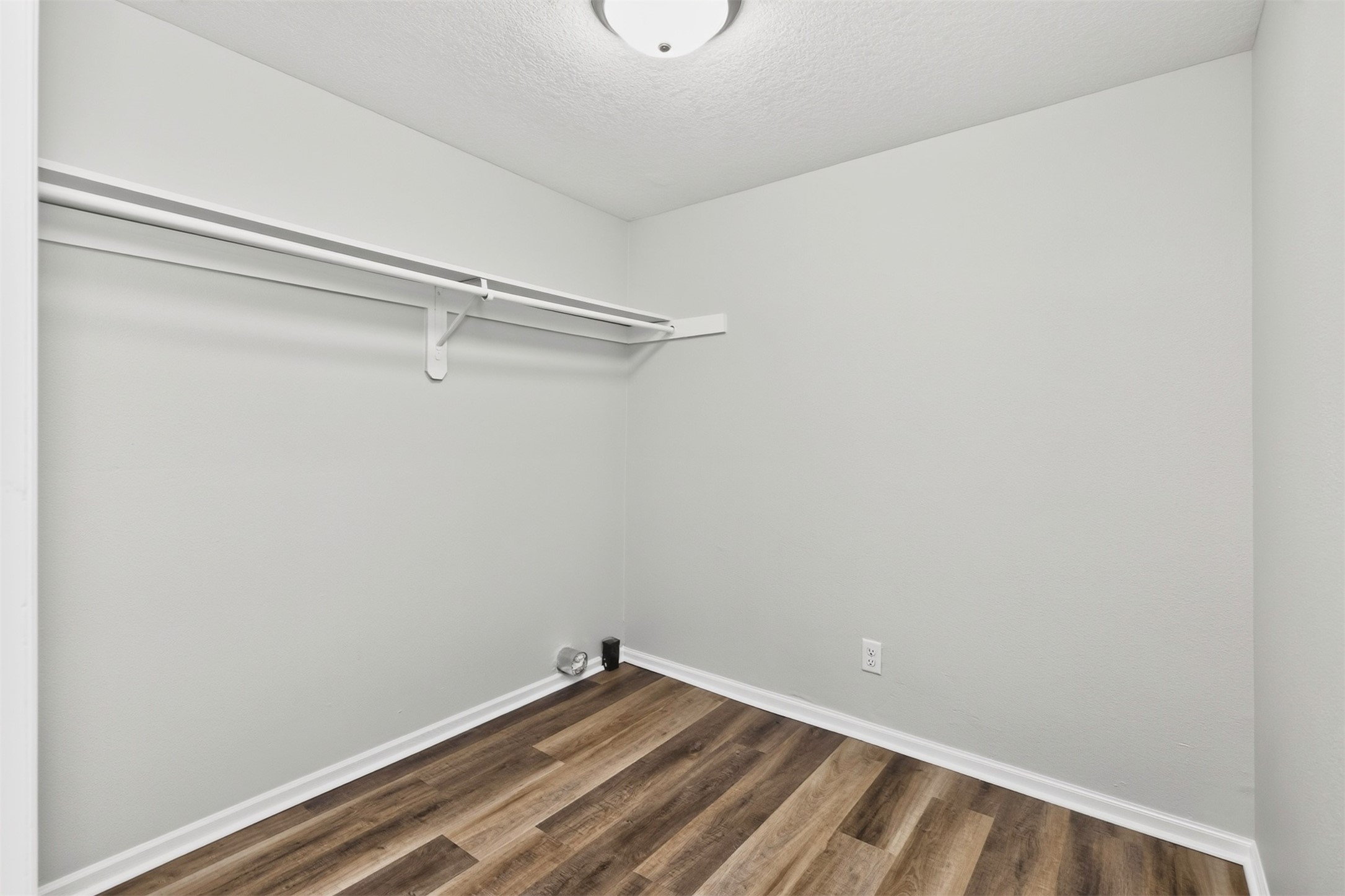 3315 1st Street Property Photo 6