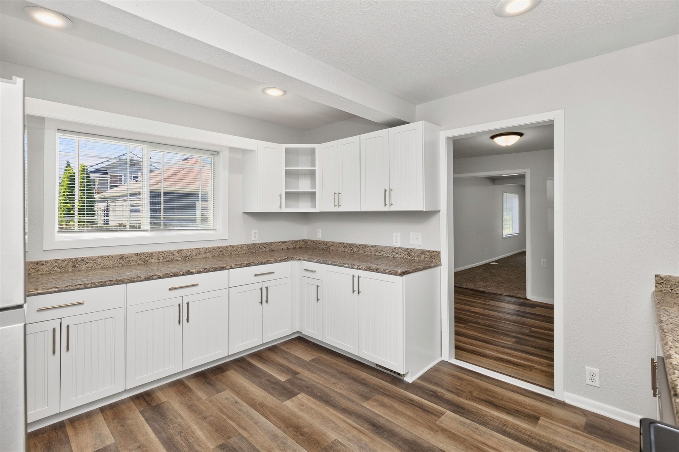 3315 1st Street Property Photo 9