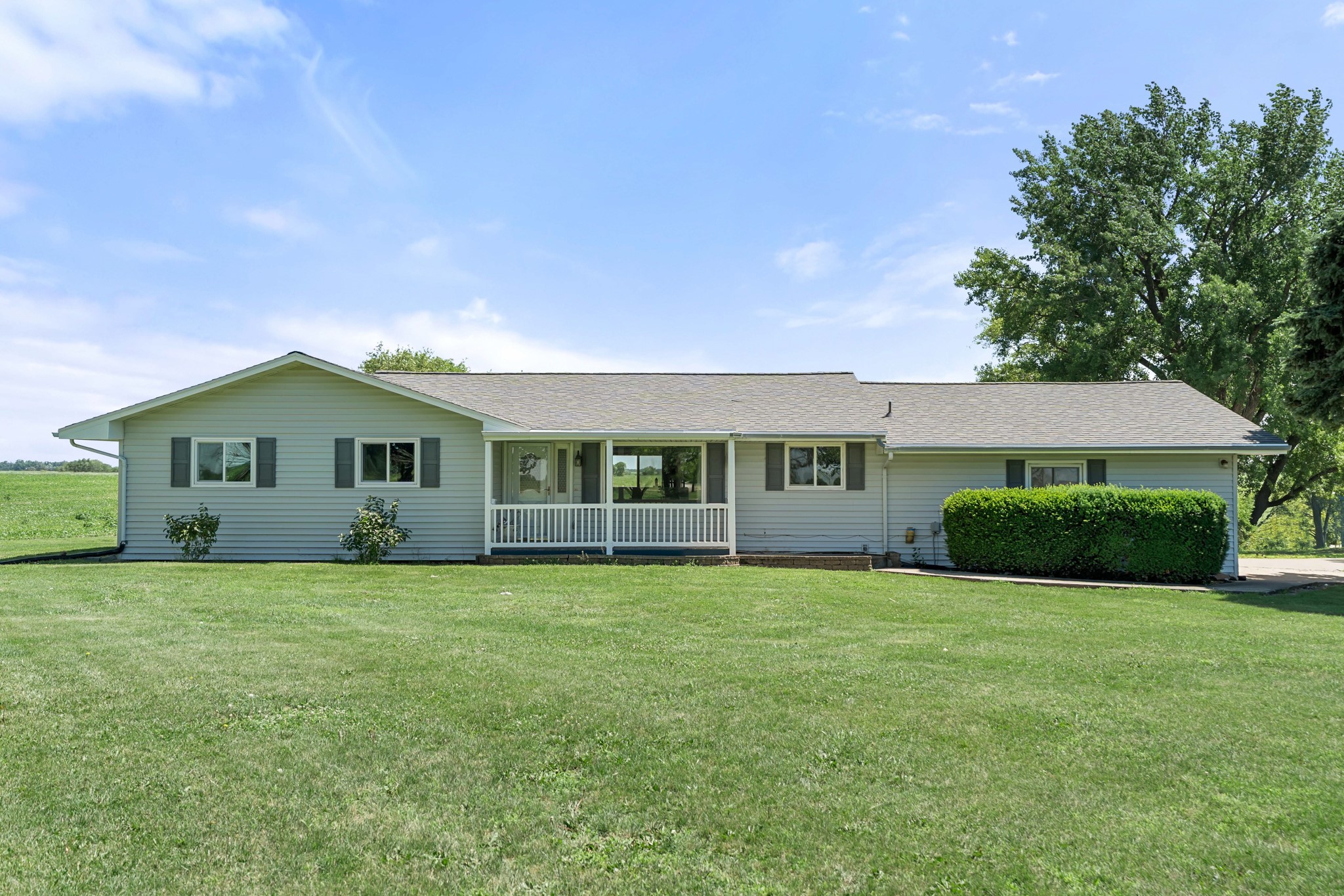 1332 County Line Road Property Photo 1