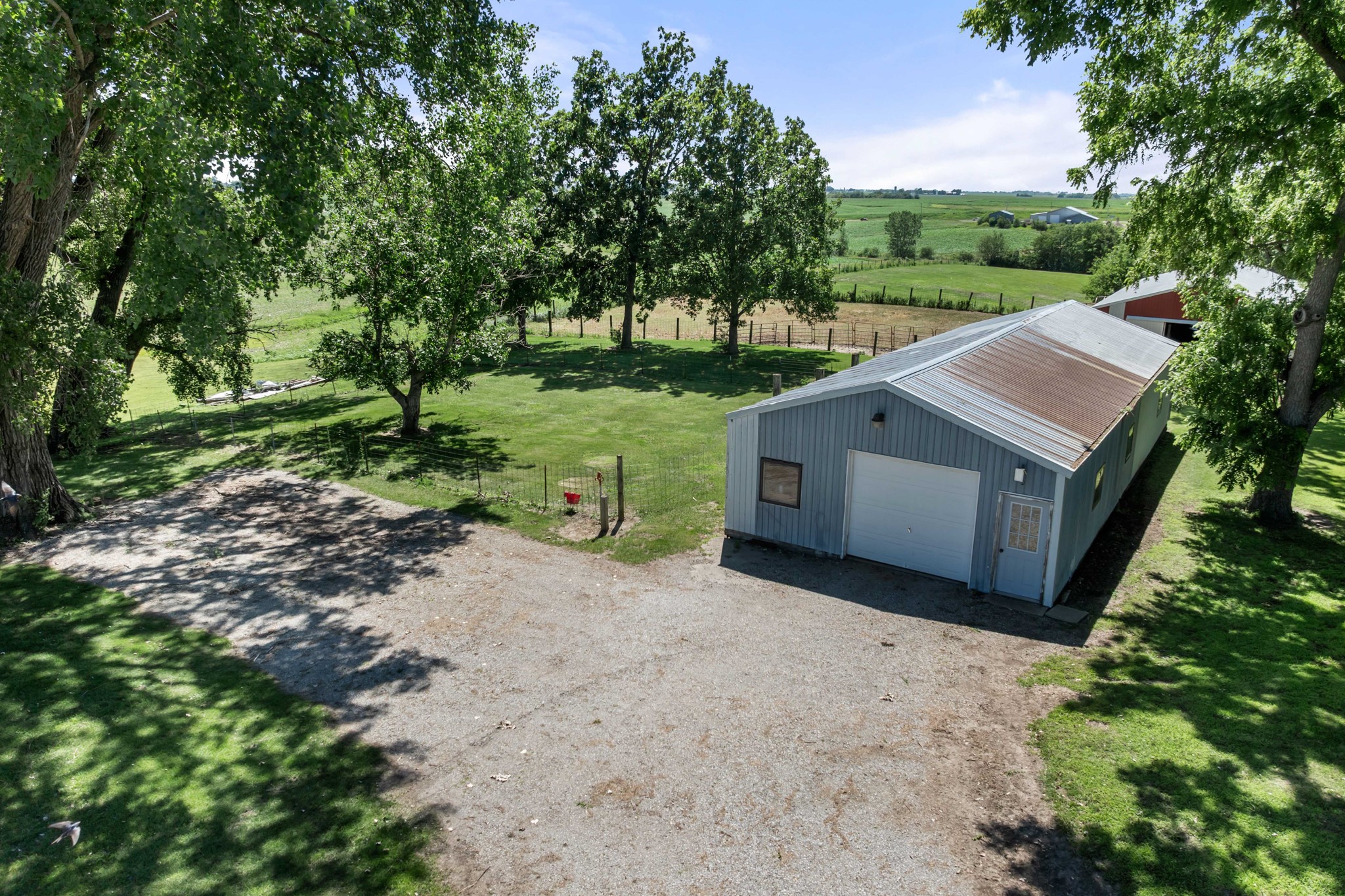 1332 County Line Road Property Photo 9