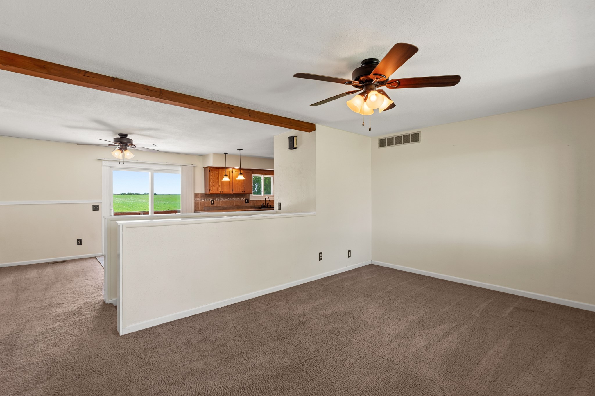 1332 County Line Road Property Photo 10