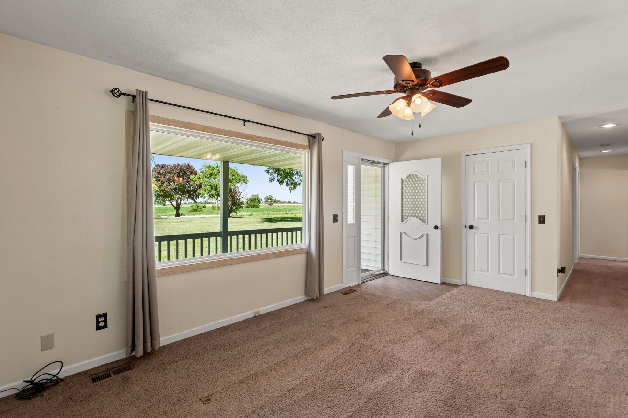 1332 County Line Road Property Photo 11