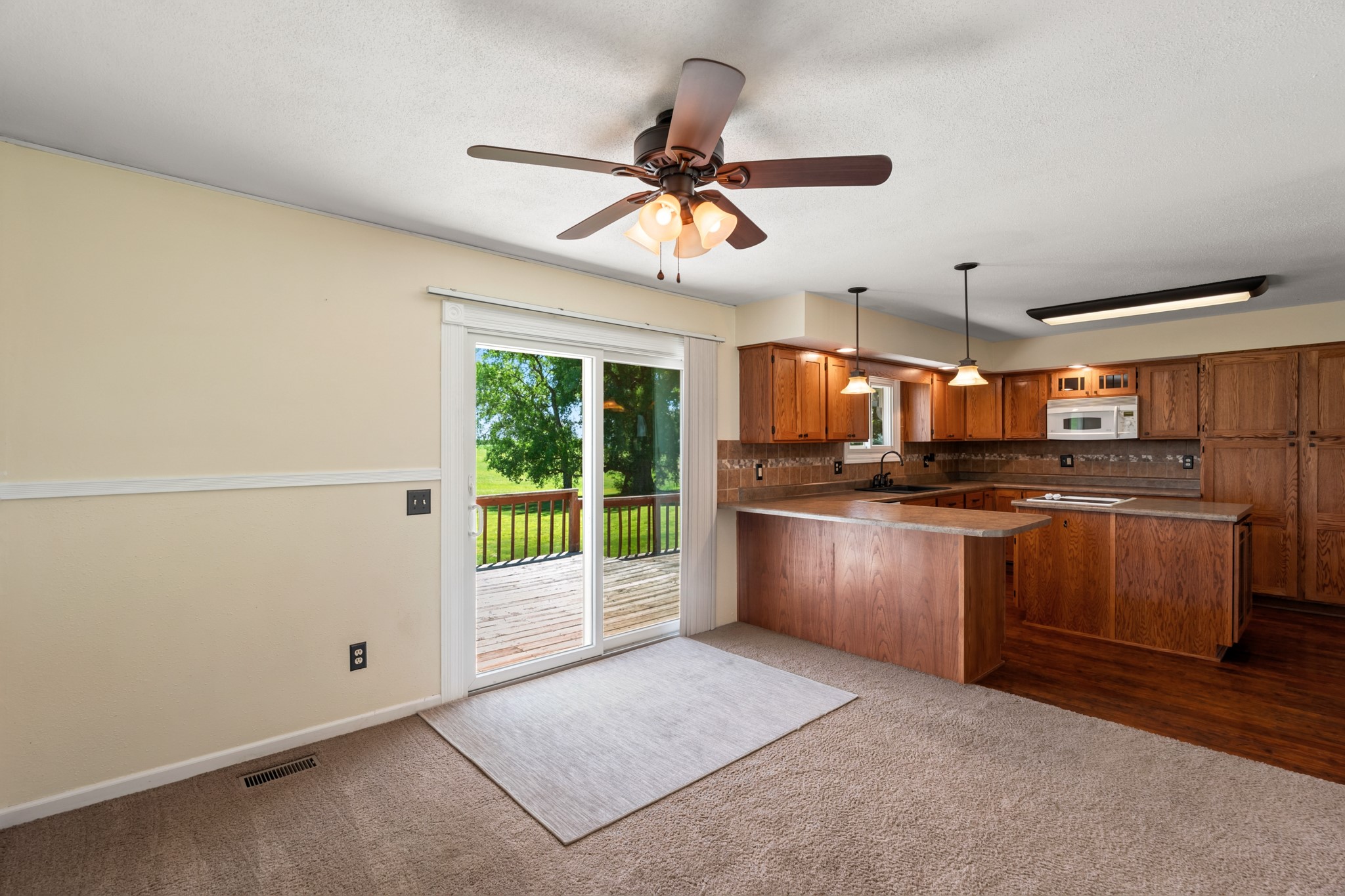 1332 County Line Road Property Photo 13