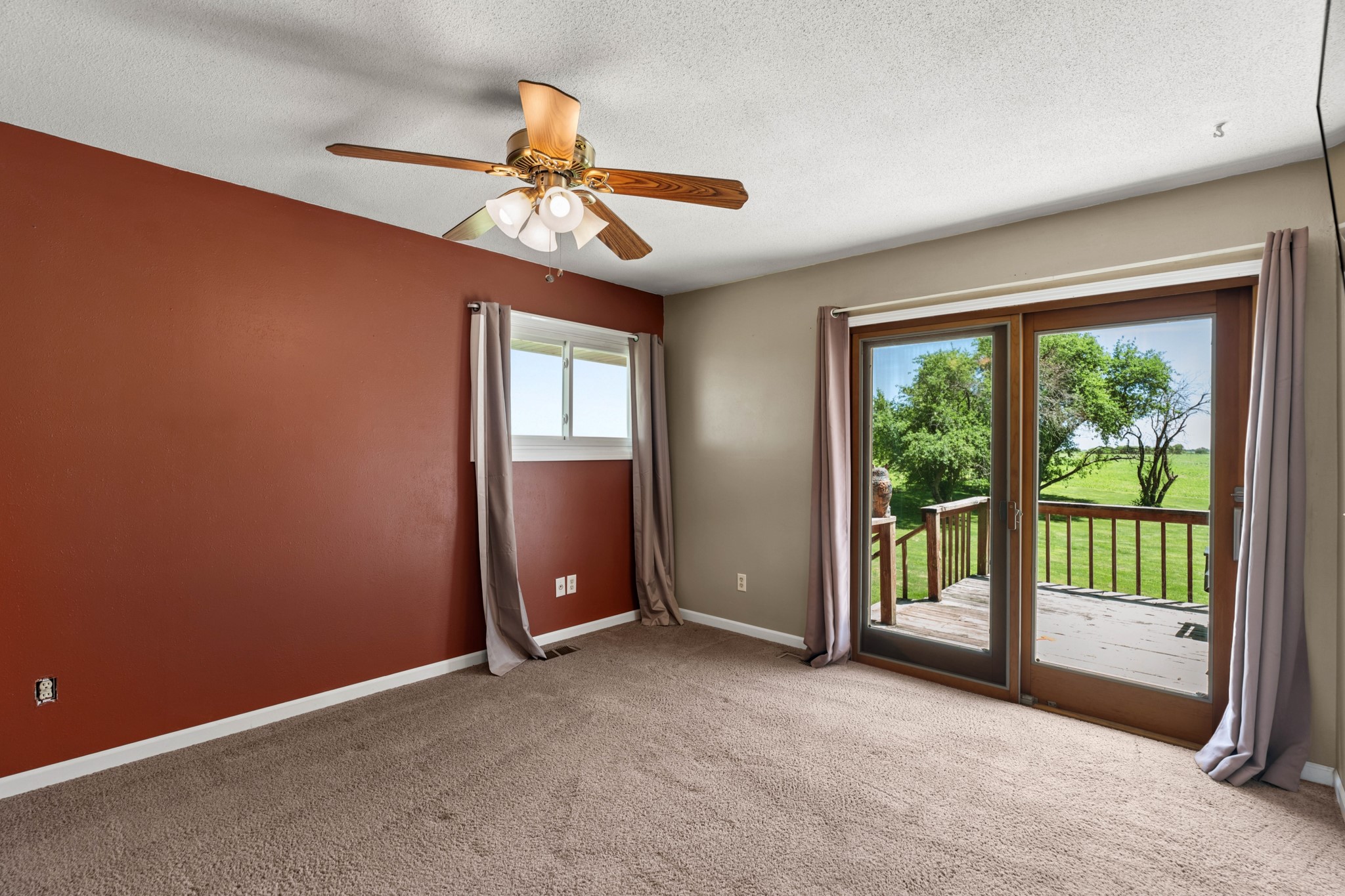 1332 County Line Road Property Photo 17