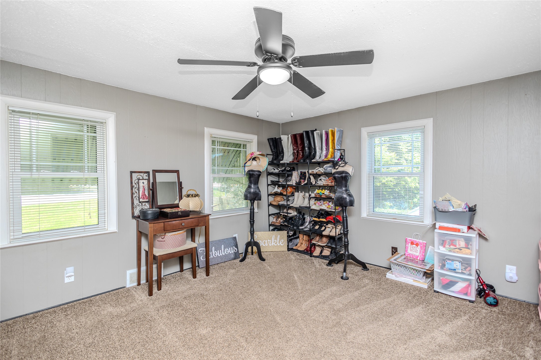 655 Nw 43rd Avenue Property Photo 16