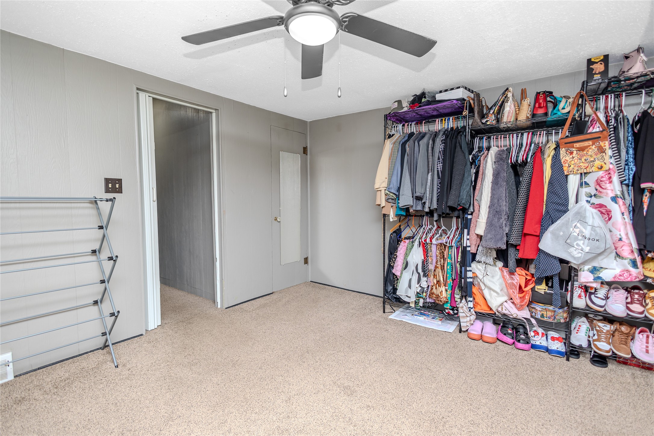 655 Nw 43rd Avenue Property Photo 17