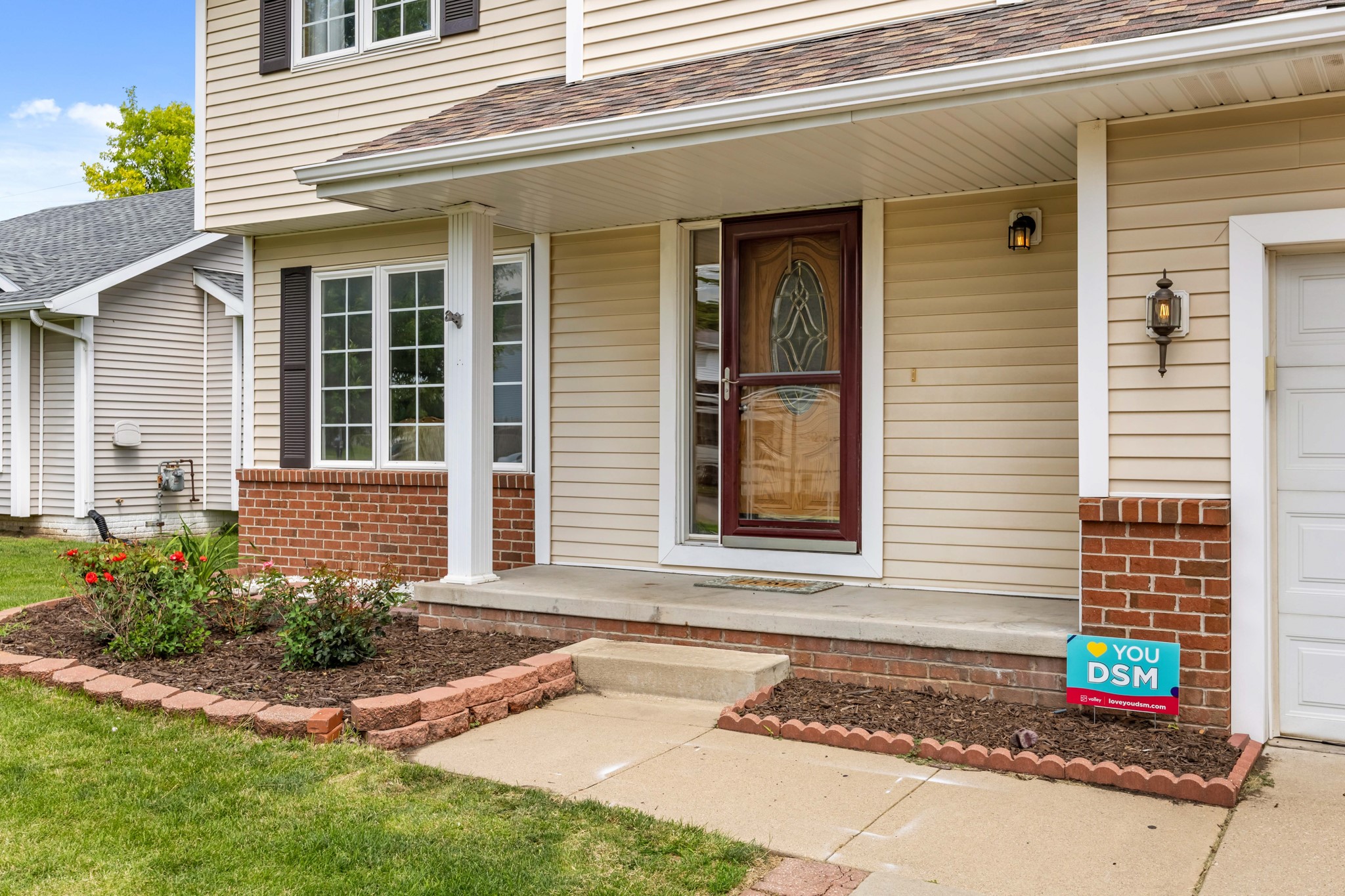 9217 Ridgeview Drive Property Photo 3