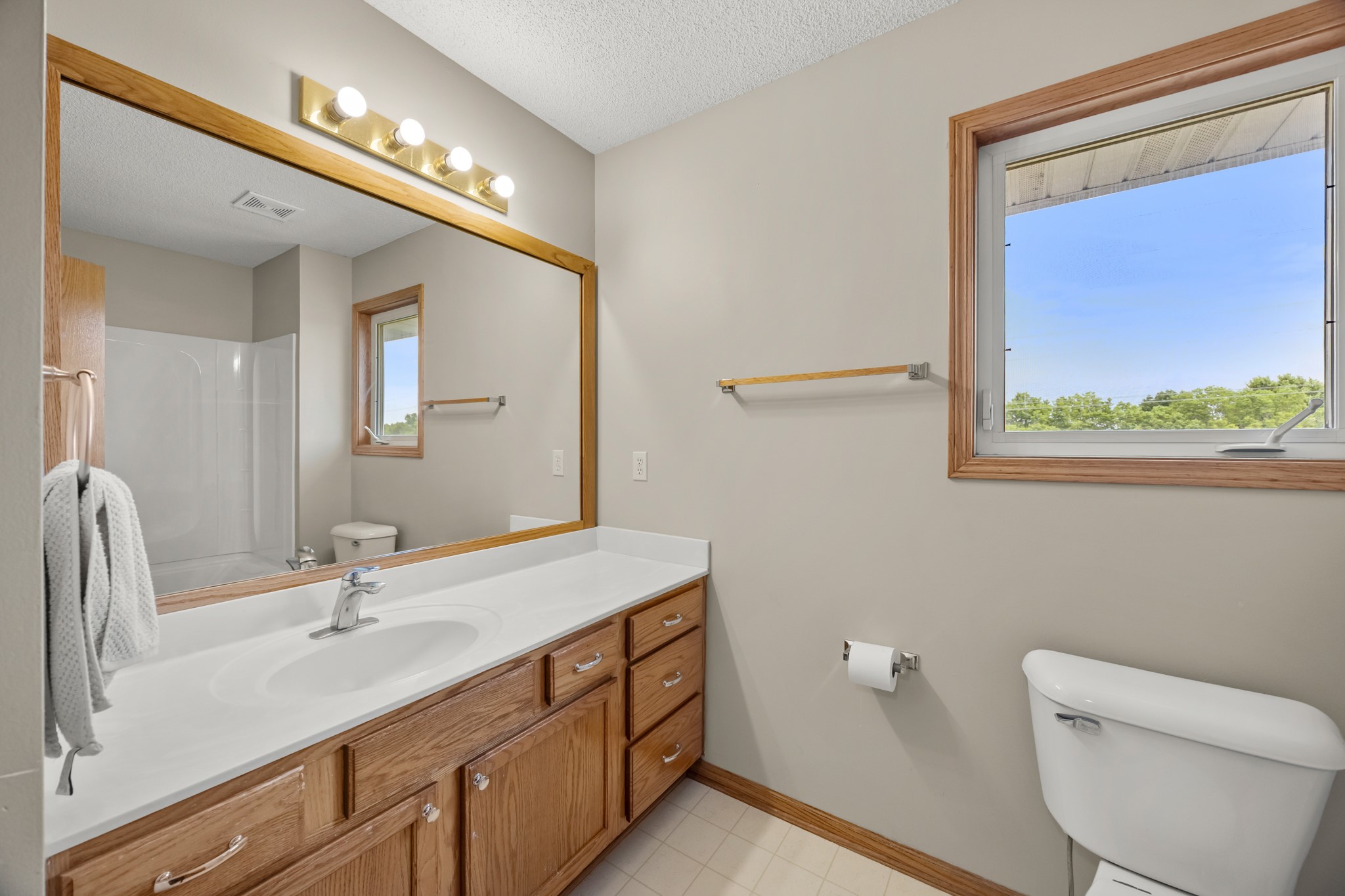 9217 Ridgeview Drive Property Photo 22