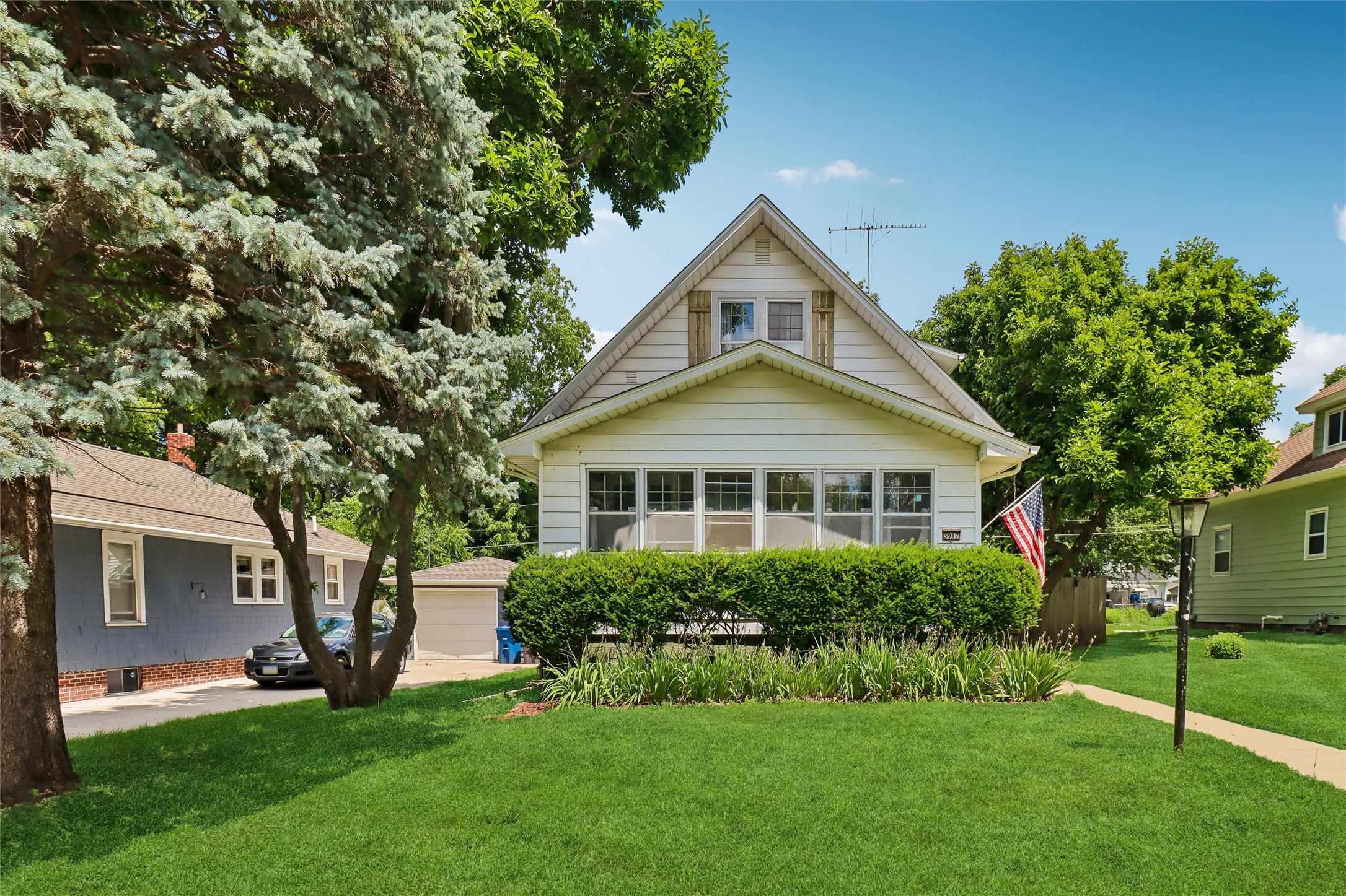 3917 11th Street Property Photo 1