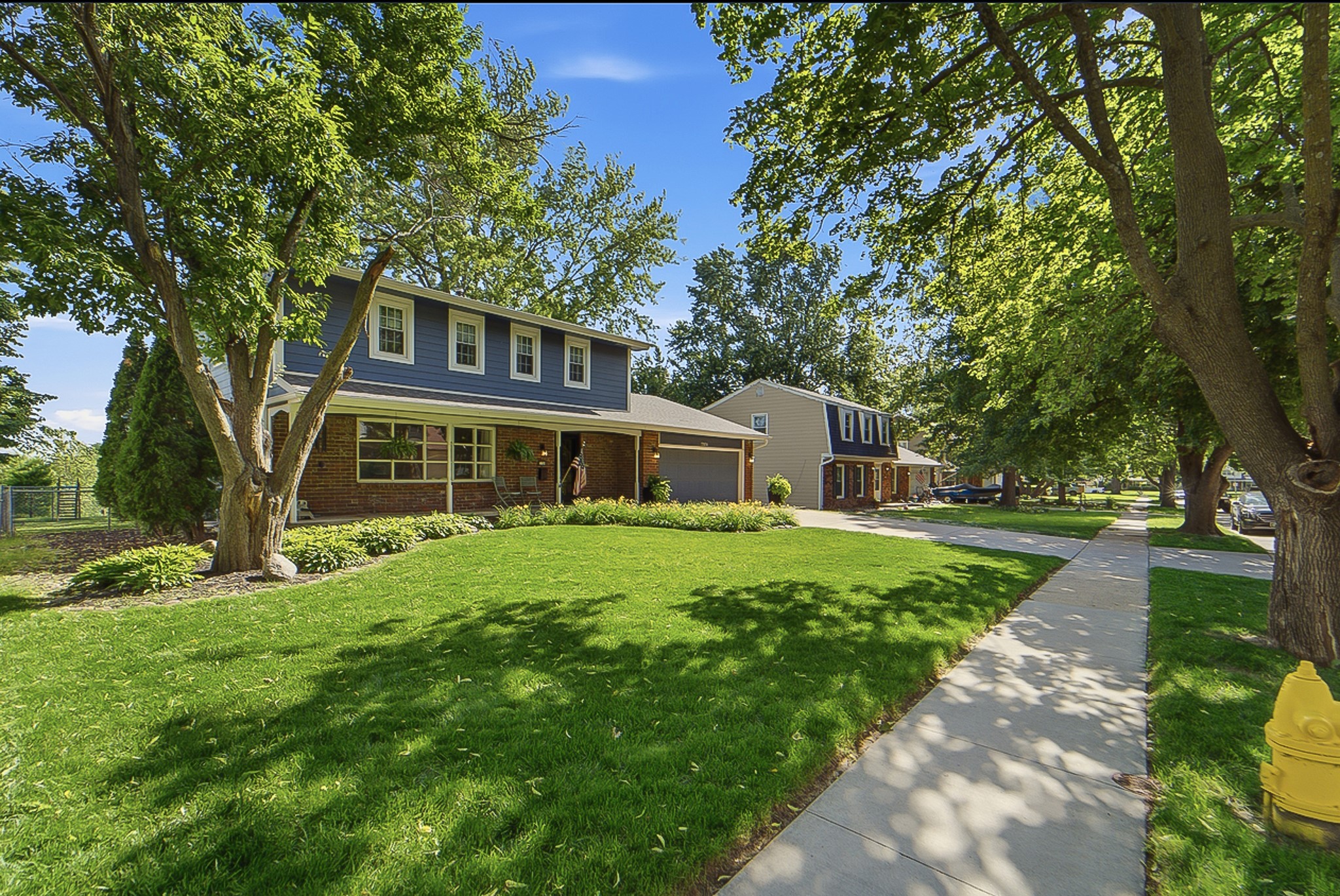 2104 Meadow Brook Drive Property Photo 2