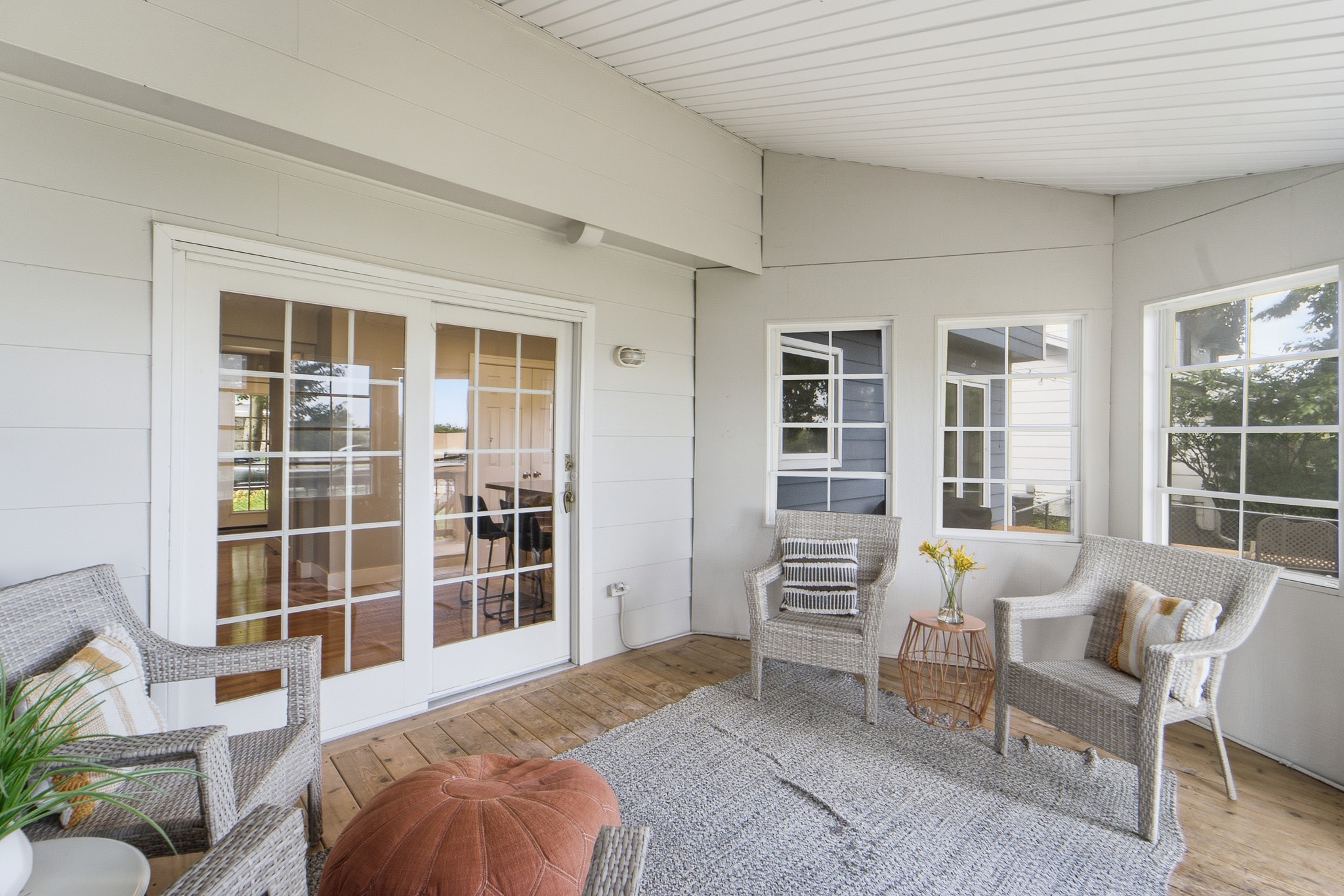 2104 Meadow Brook Drive Property Photo 11