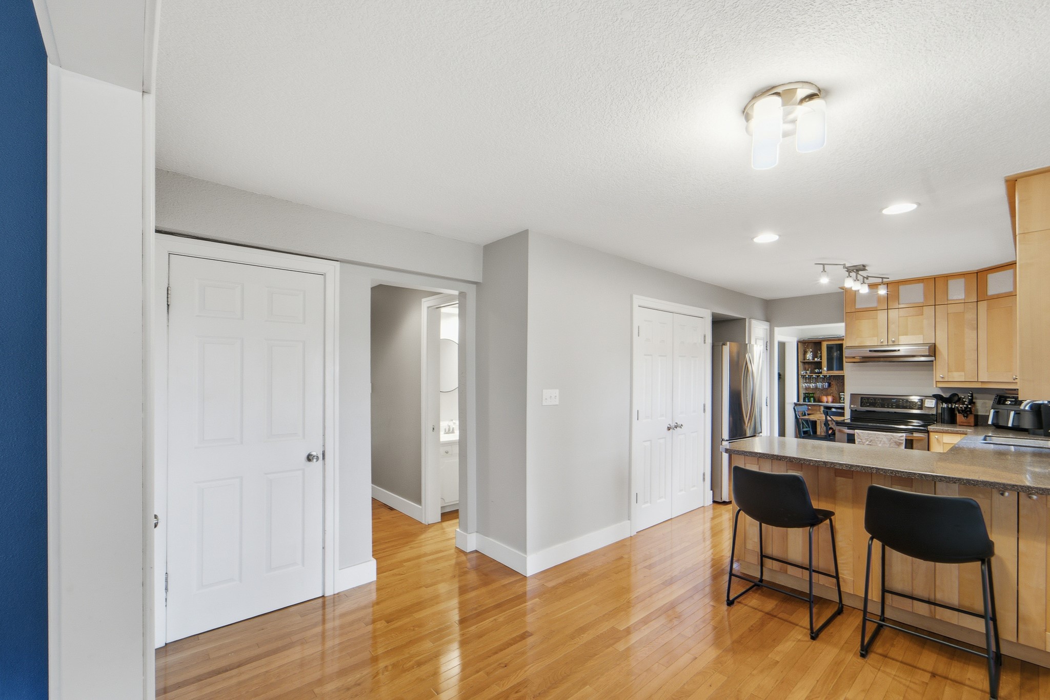 2104 Meadow Brook Drive Property Photo 12
