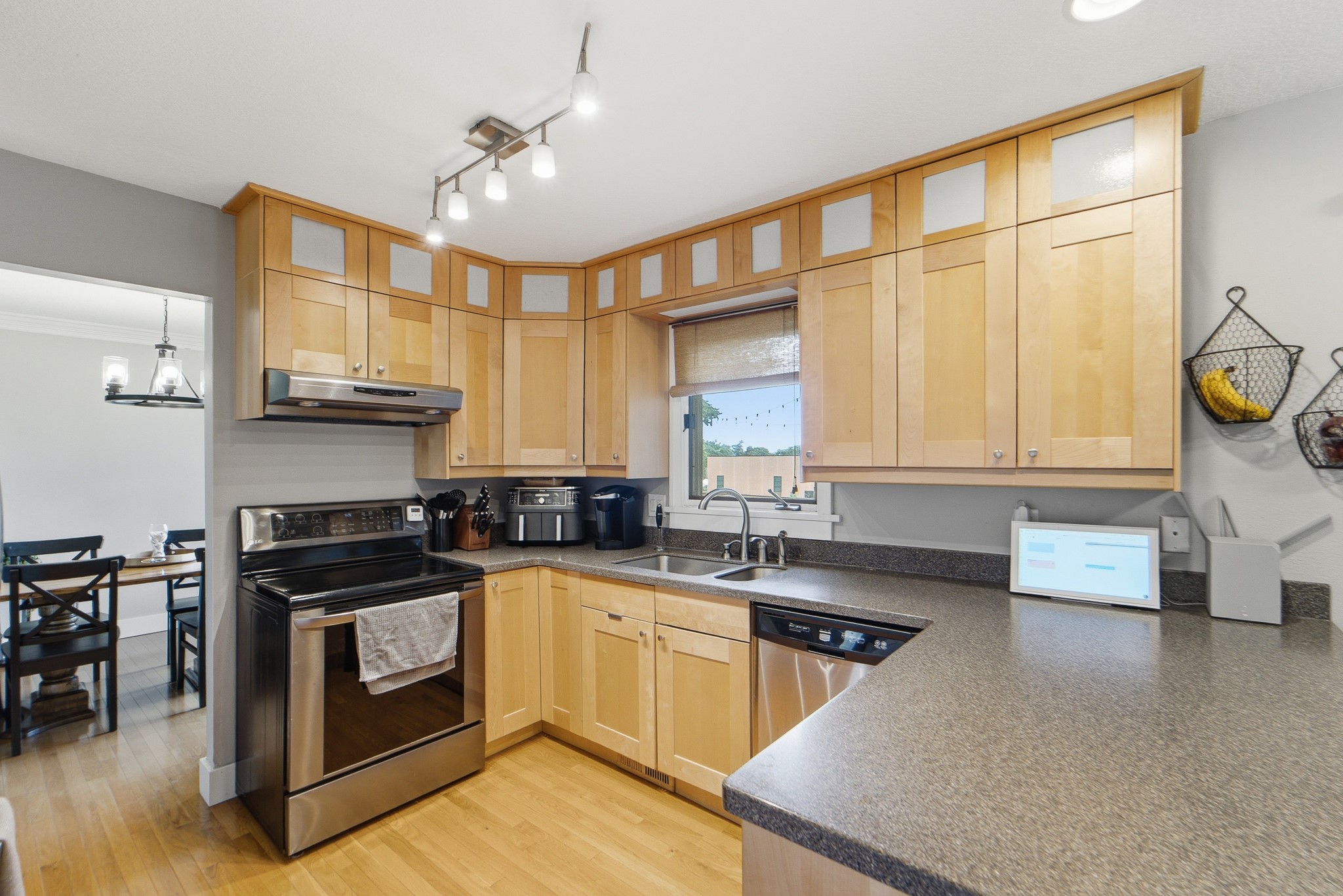 2104 Meadow Brook Drive Property Photo 14