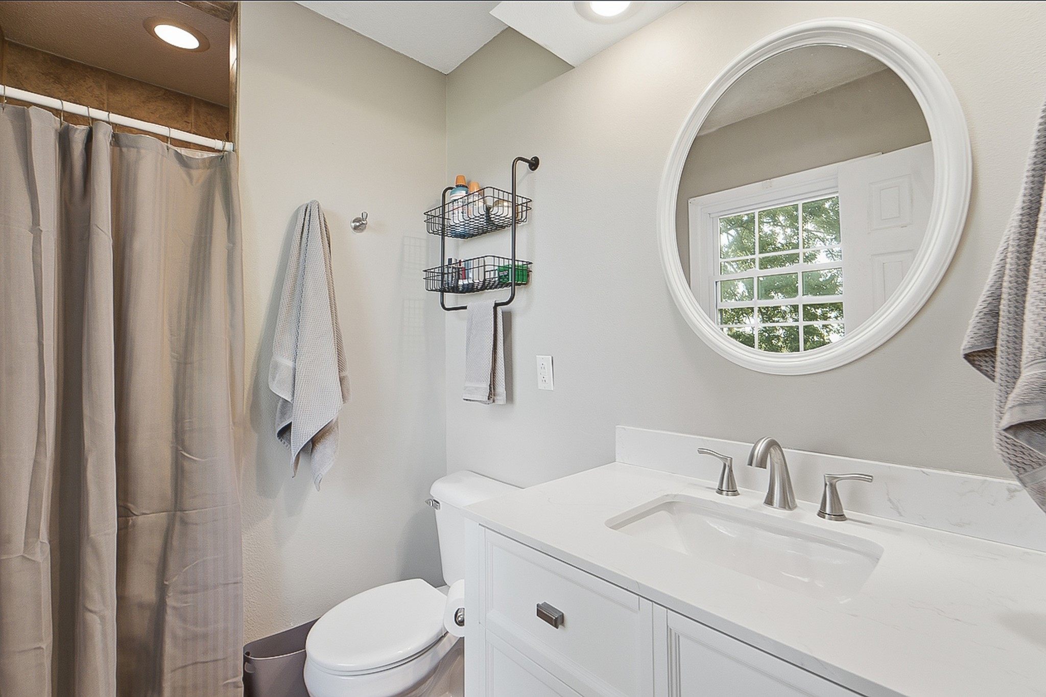 2104 Meadow Brook Drive Property Photo 21