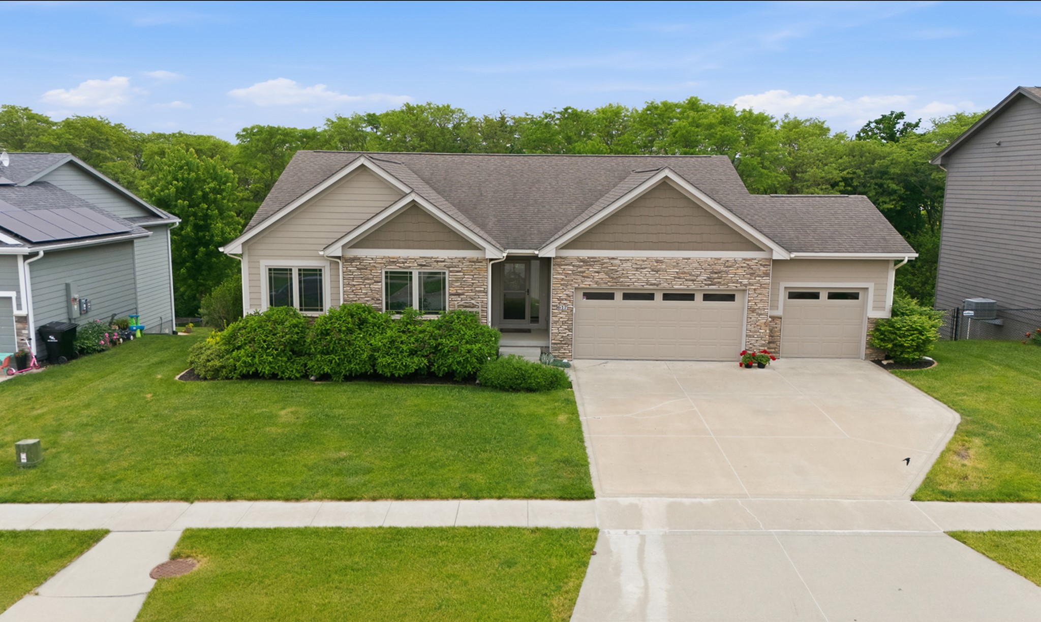 617 Timberview Drive Property Photo 1