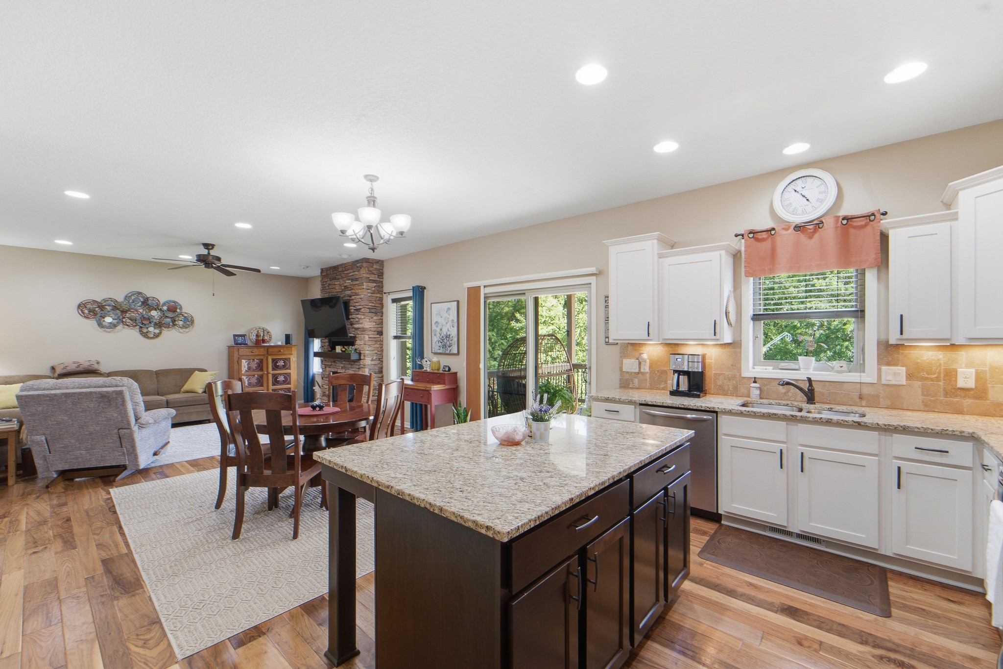 617 Timberview Drive Property Photo 10