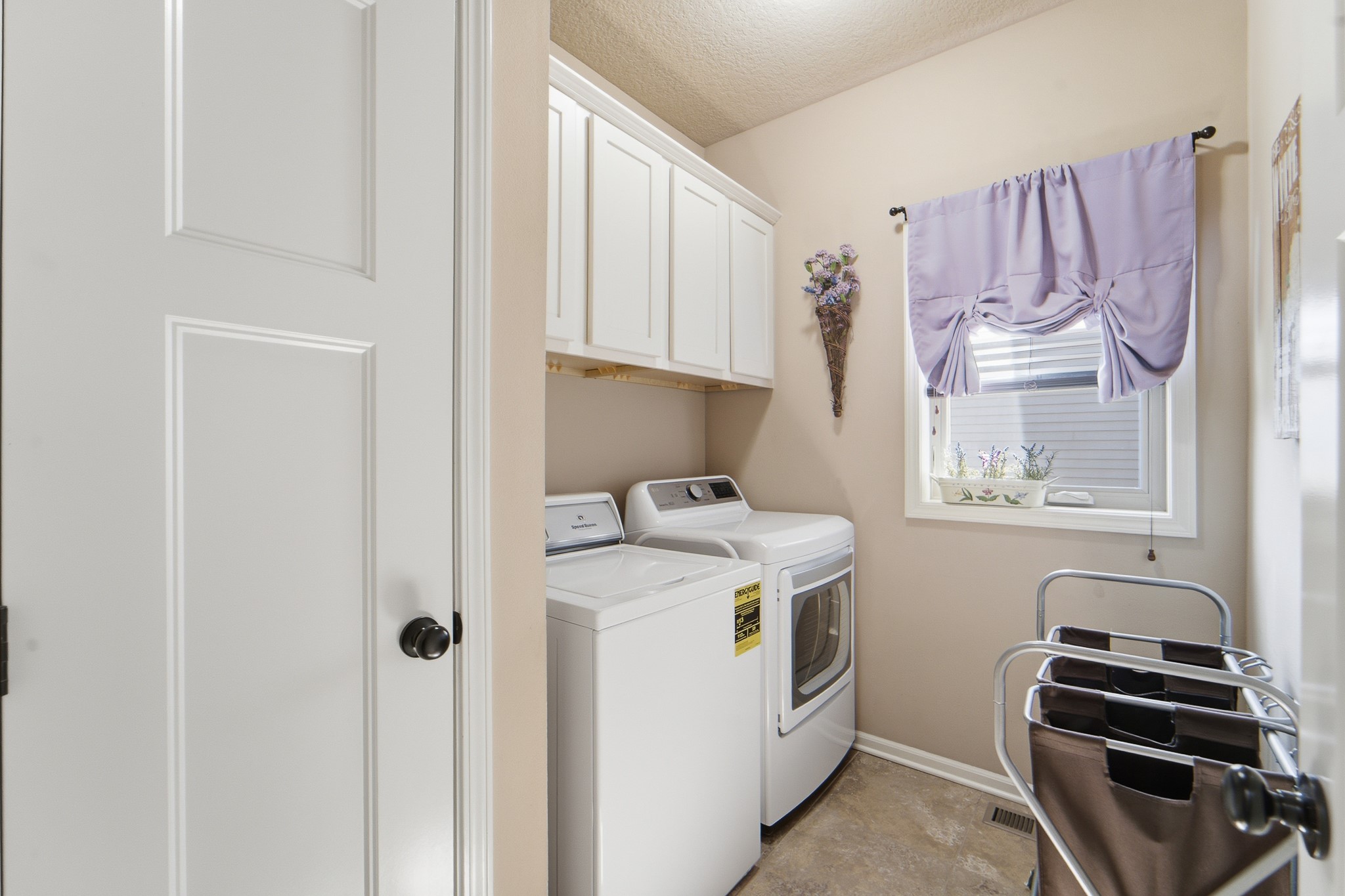 617 Timberview Drive Property Photo 14