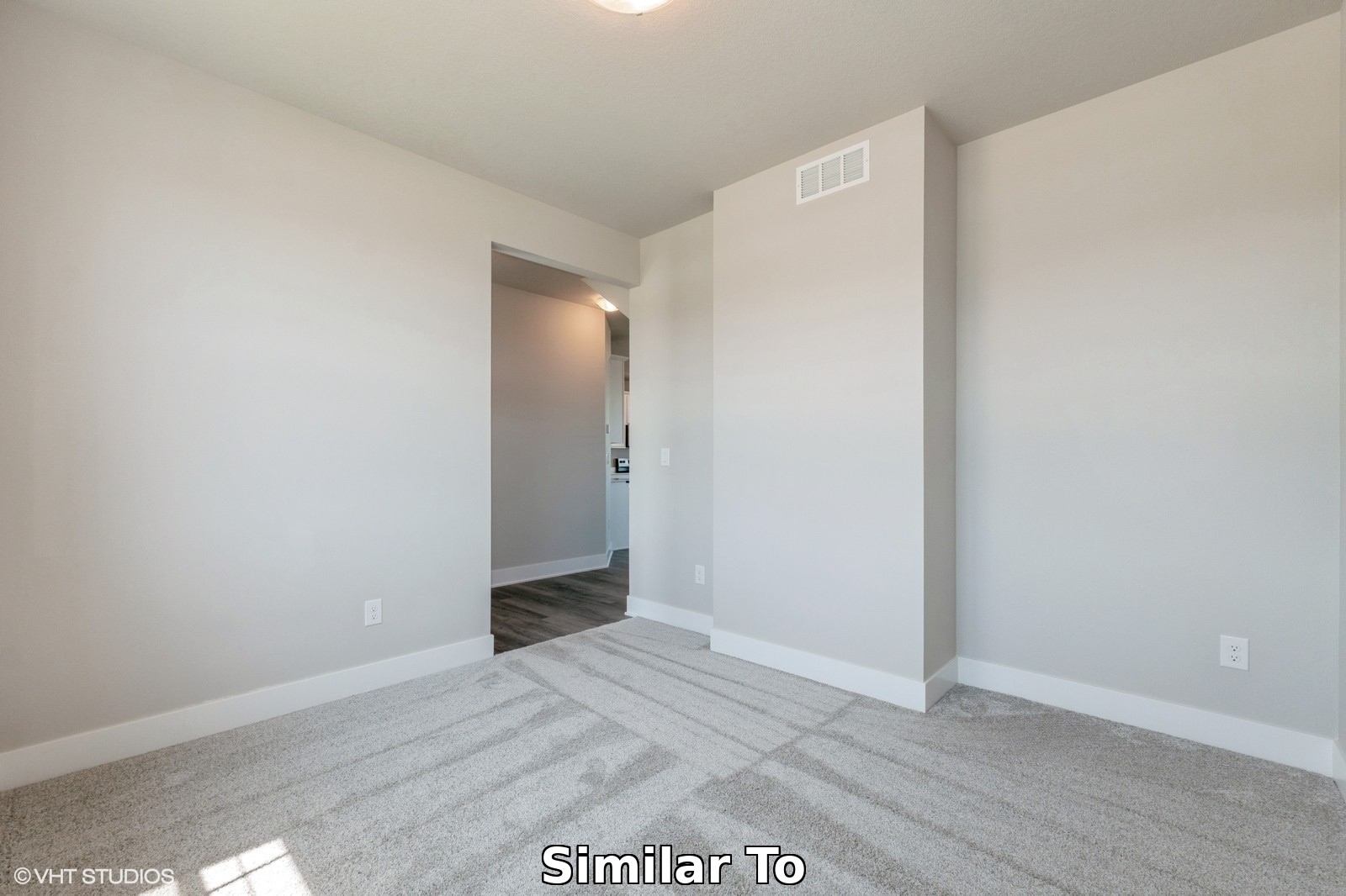 465 Nw Independence Circle Property Photo 11
