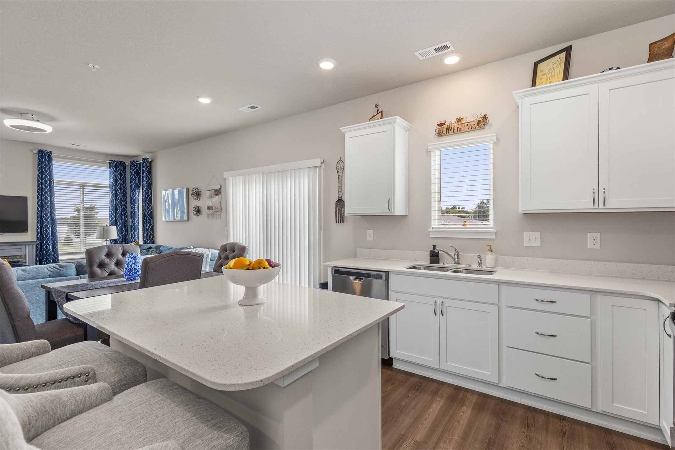9536 Capstone Court Property Photo 13