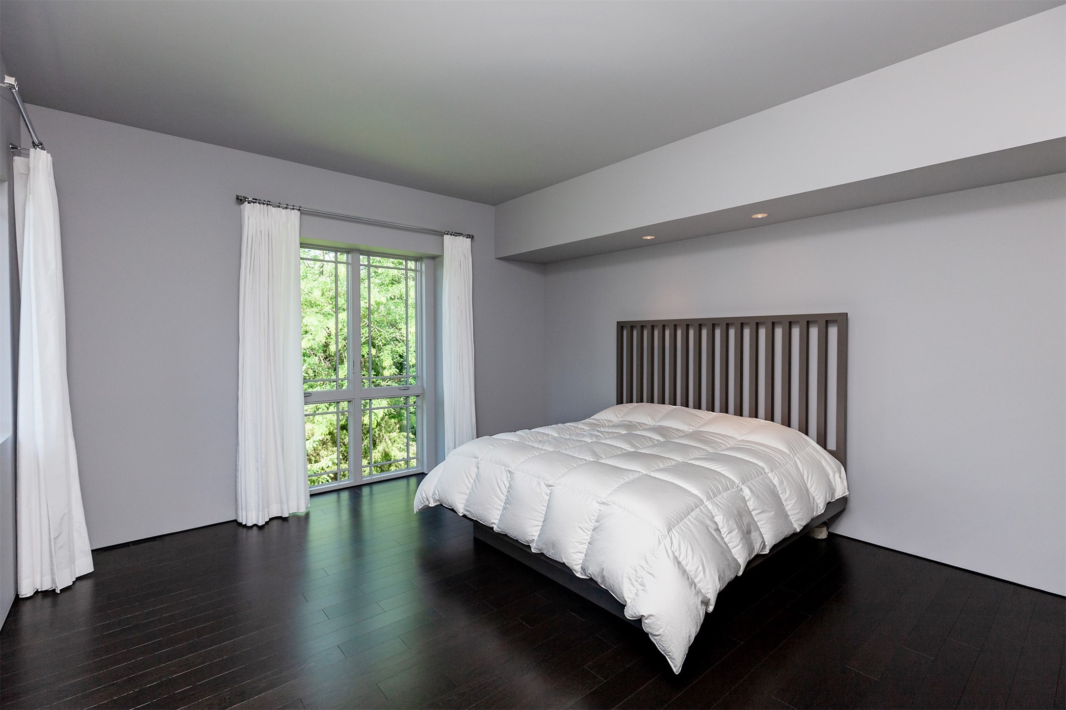 320 Painted Woods Drive Property Photo 19