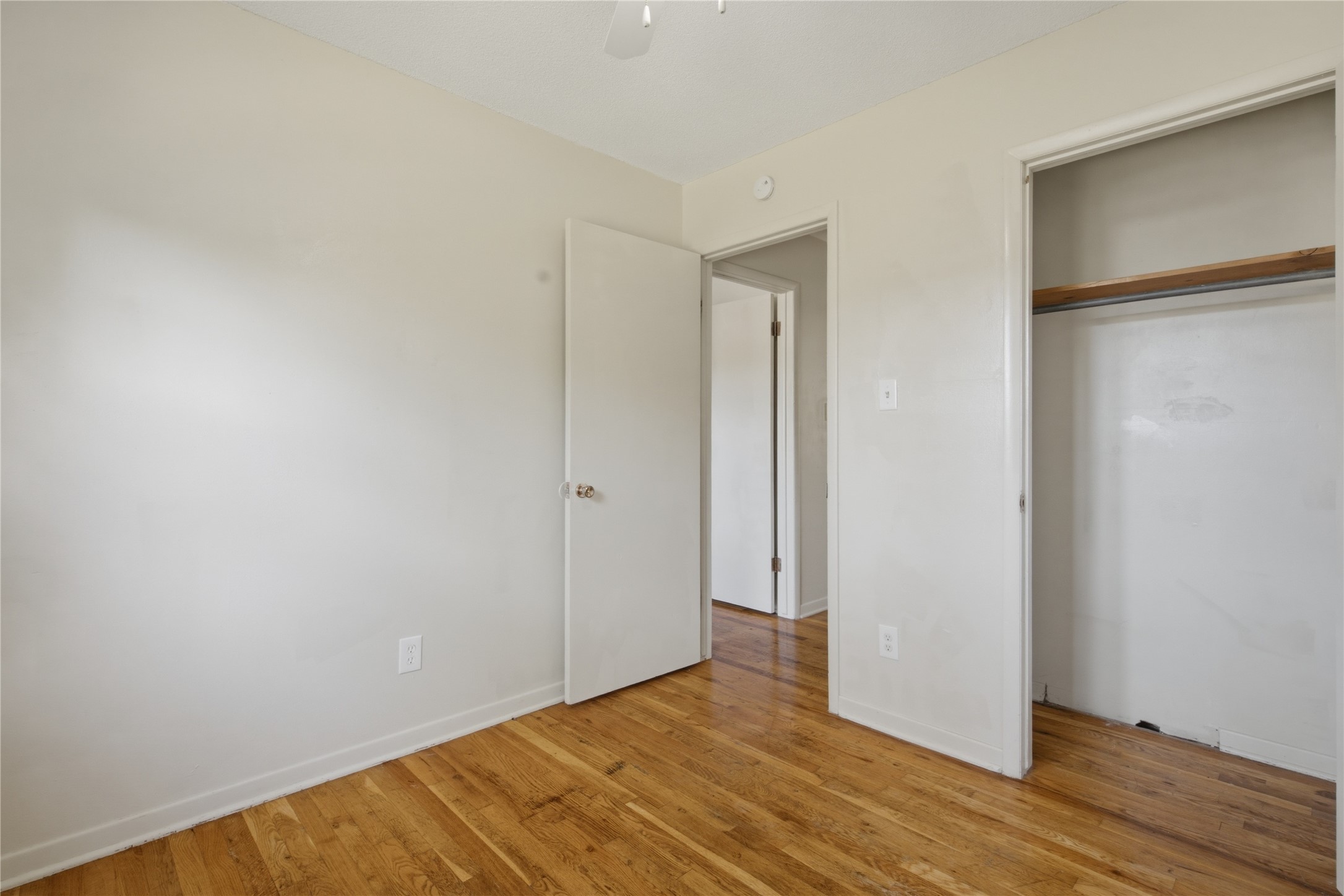 2754 Holcomb Avenue Property Photo 9