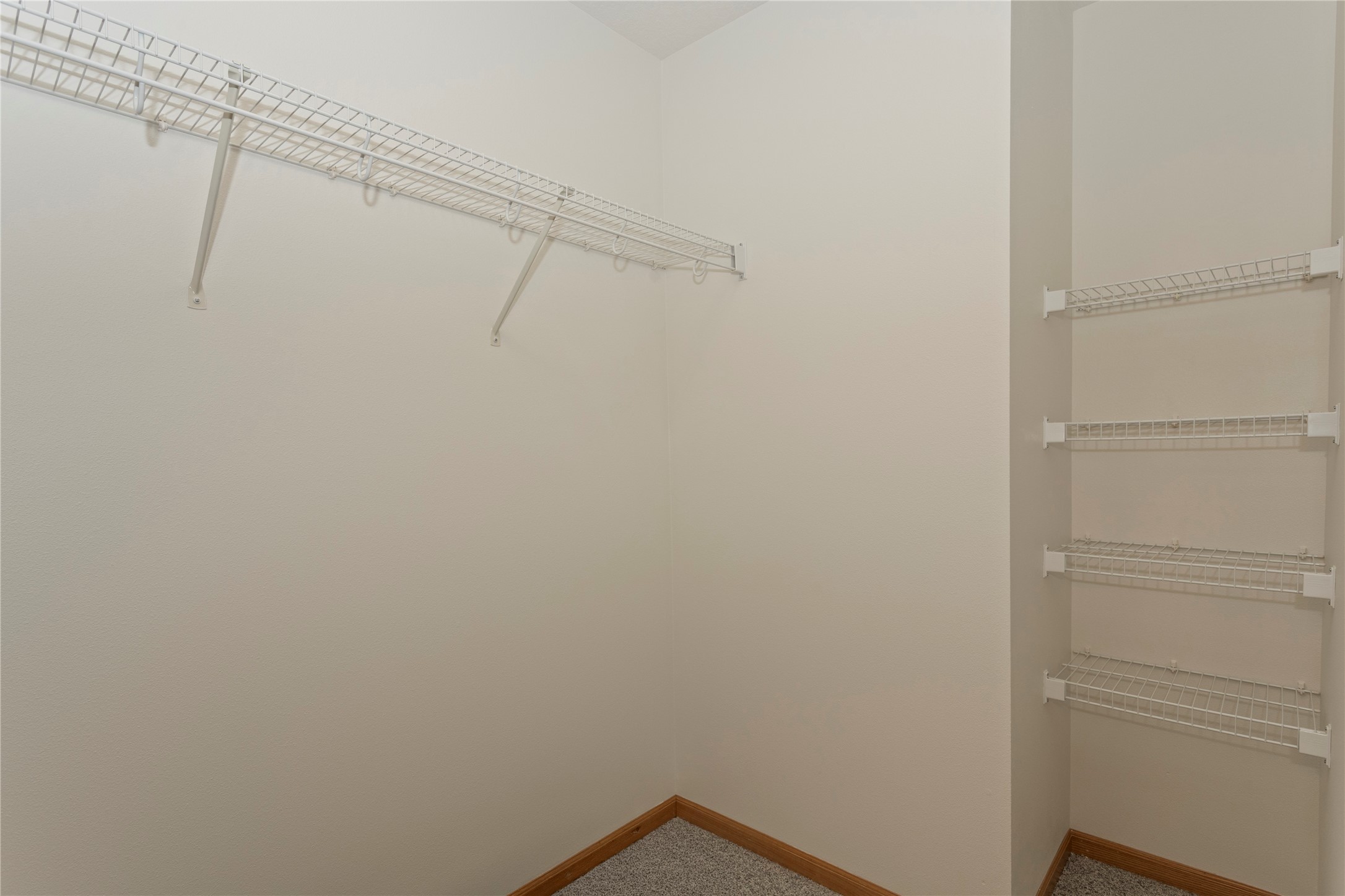 856 Se Mulberry Lane Property Photo 21