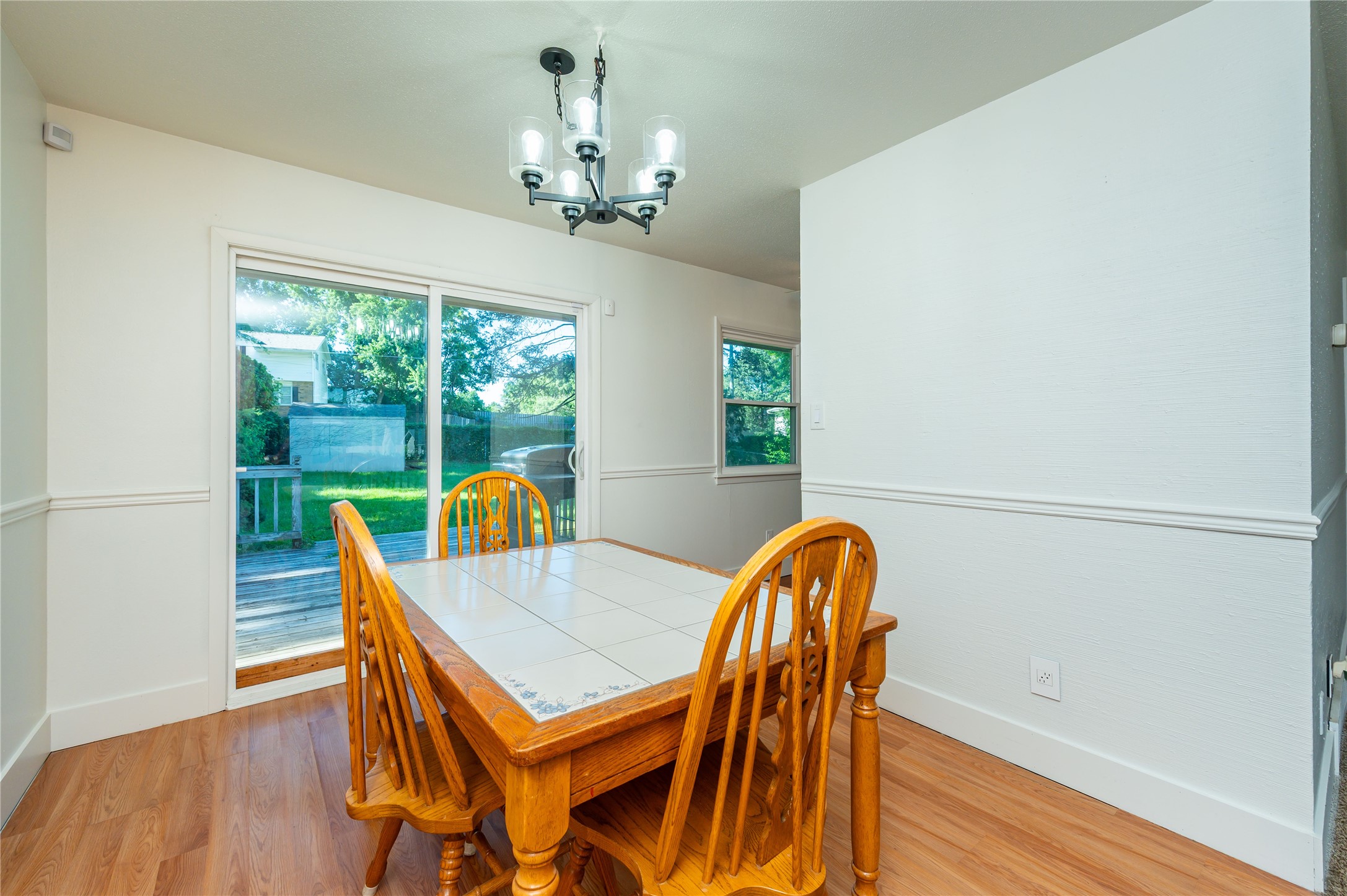 6800 Holcomb Avenue Property Photo 7