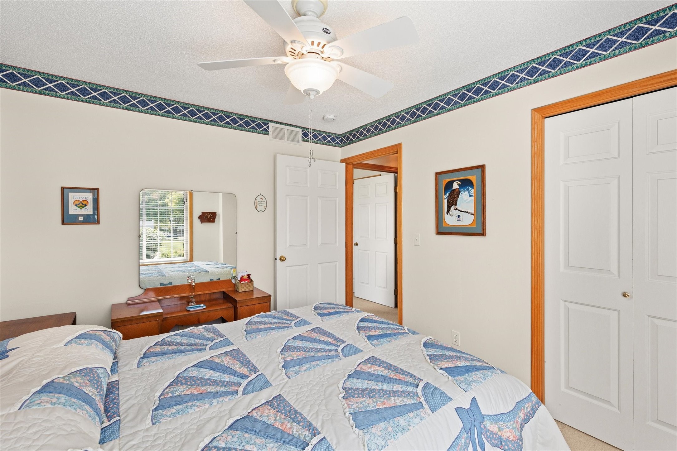 130 Nw Georgetown Boulevard 2 Property Photo 6