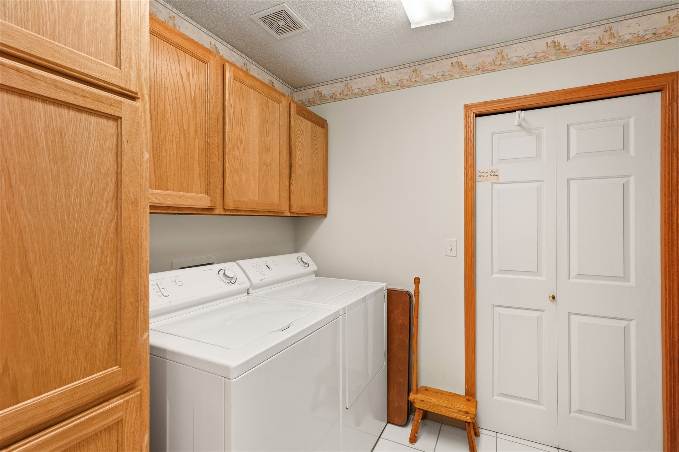 130 Nw Georgetown Boulevard 2 Property Photo 8
