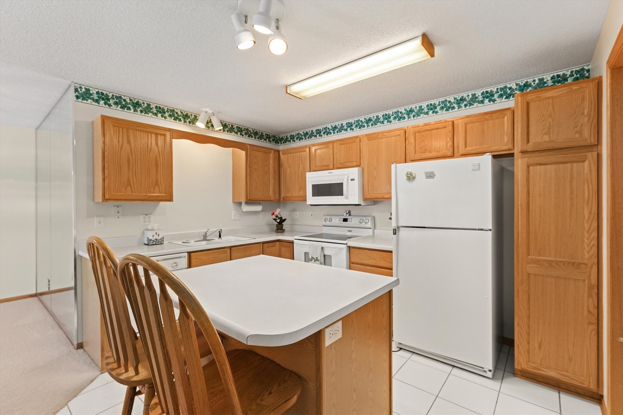 130 Nw Georgetown Boulevard 2 Property Photo 12