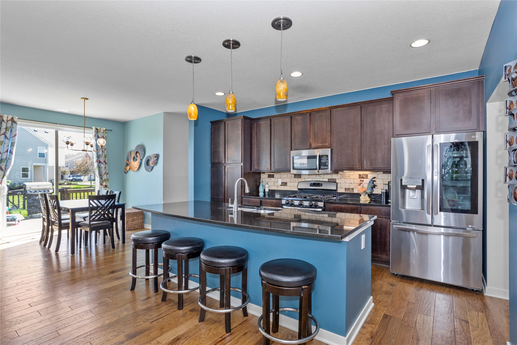 7876 Beechtree Lane Property Photo 3