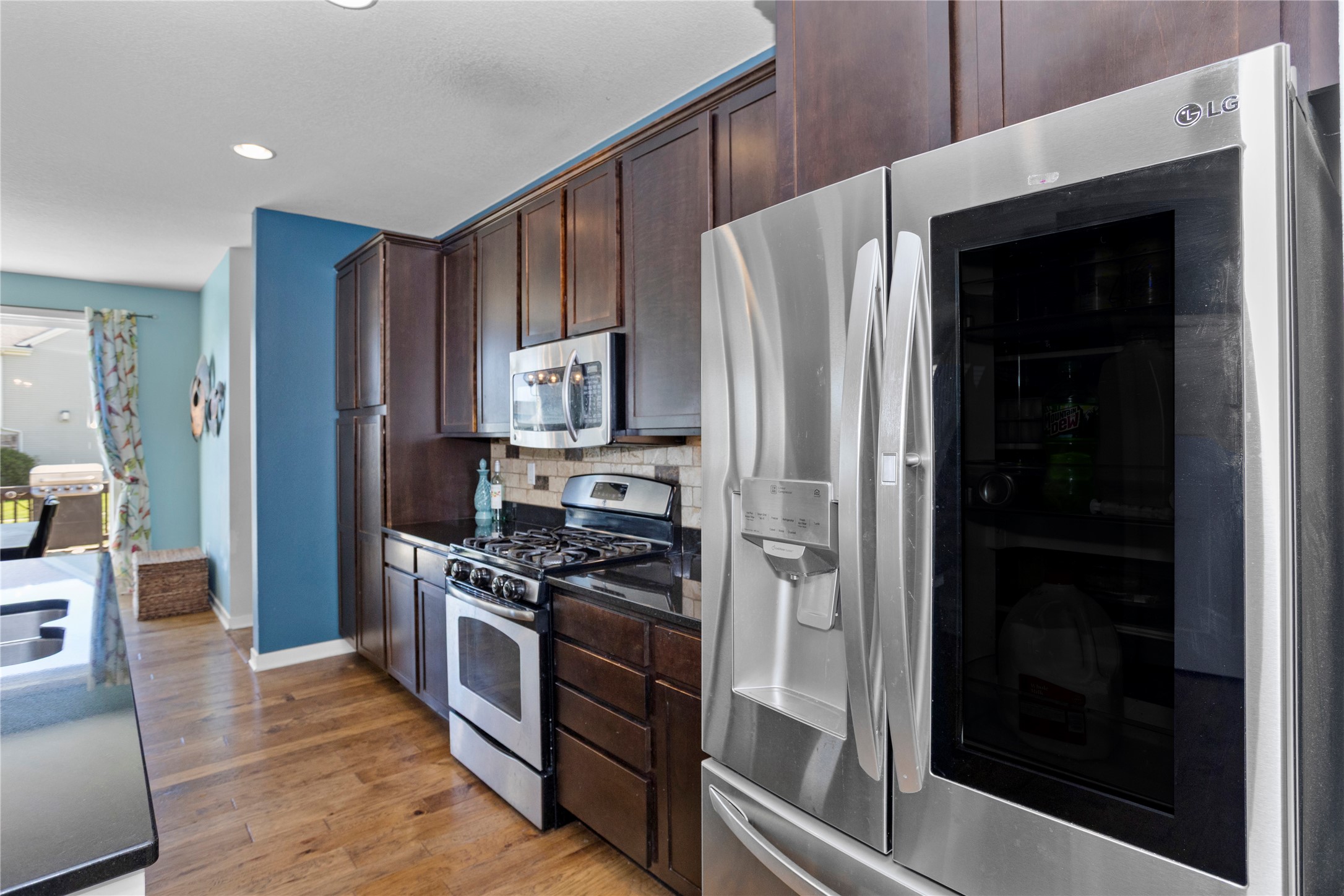 7876 Beechtree Lane Property Photo 4