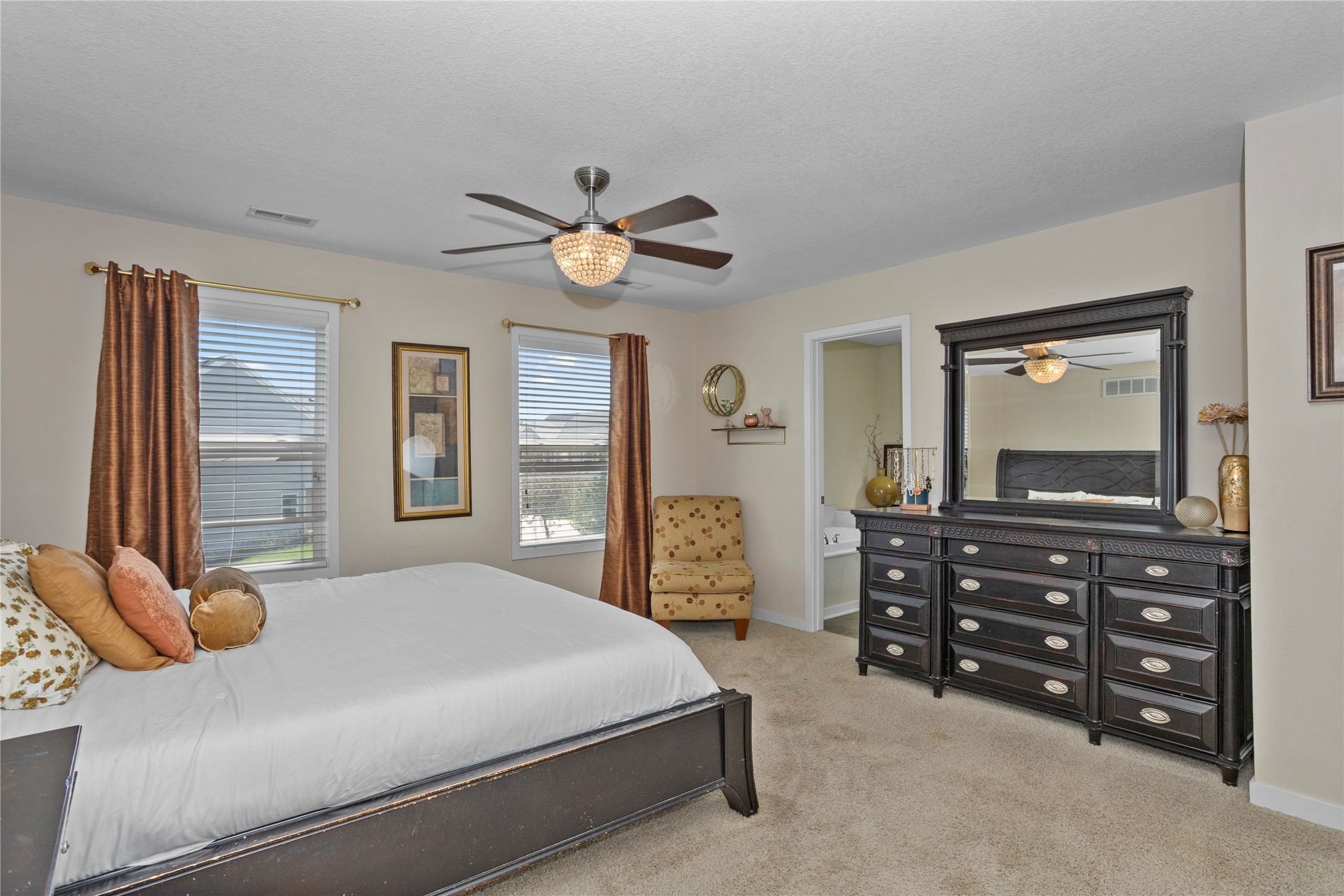 7876 Beechtree Lane Property Photo 19