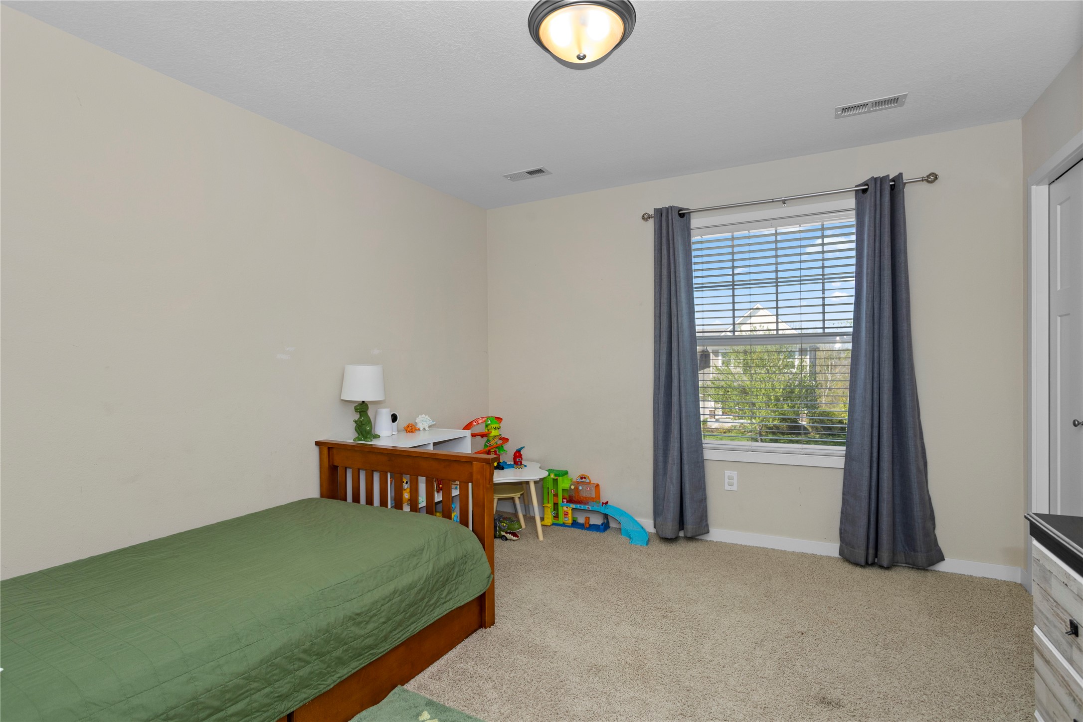 7876 Beechtree Lane Property Photo 25