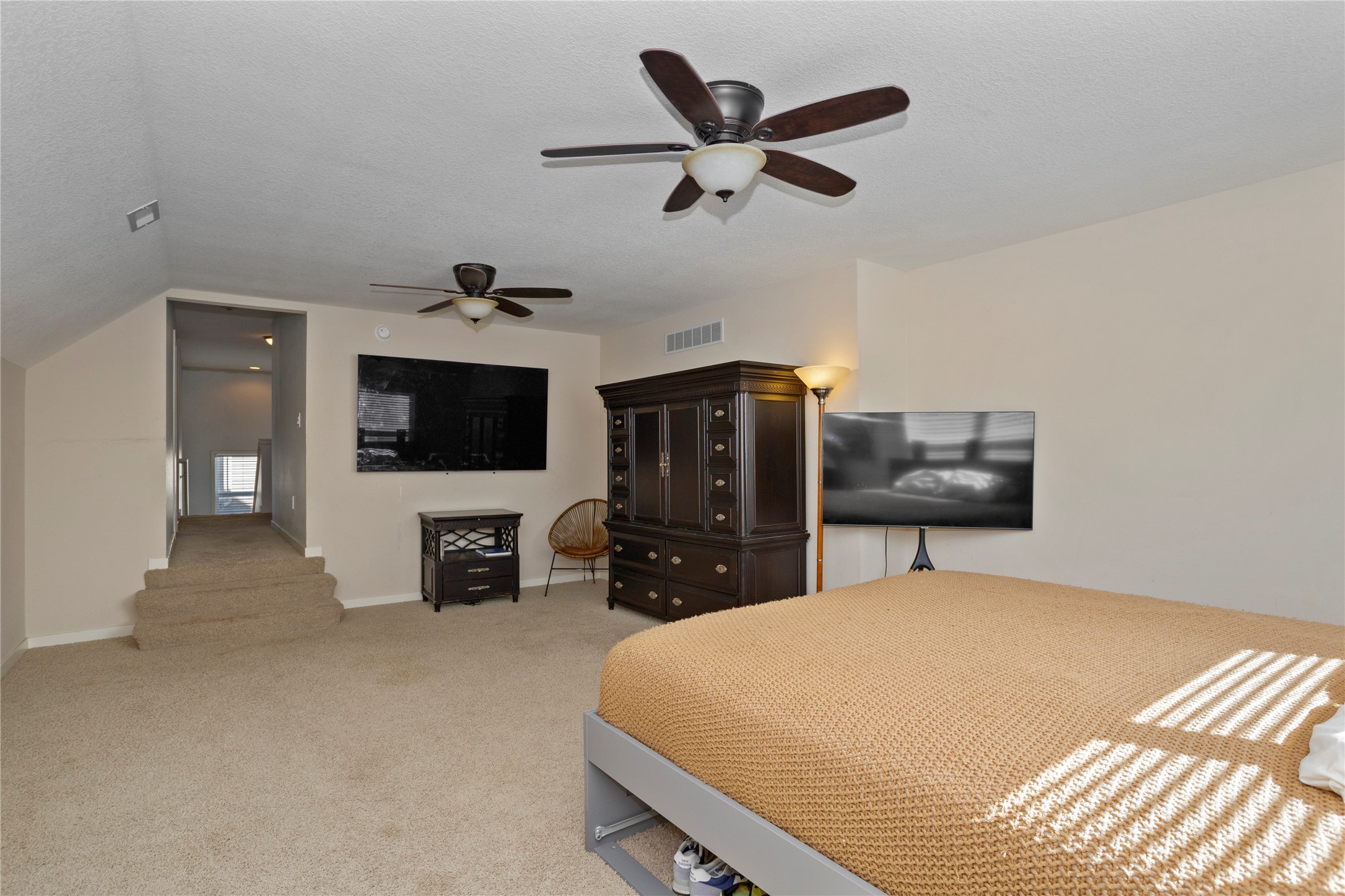 7876 Beechtree Lane Property Photo 31