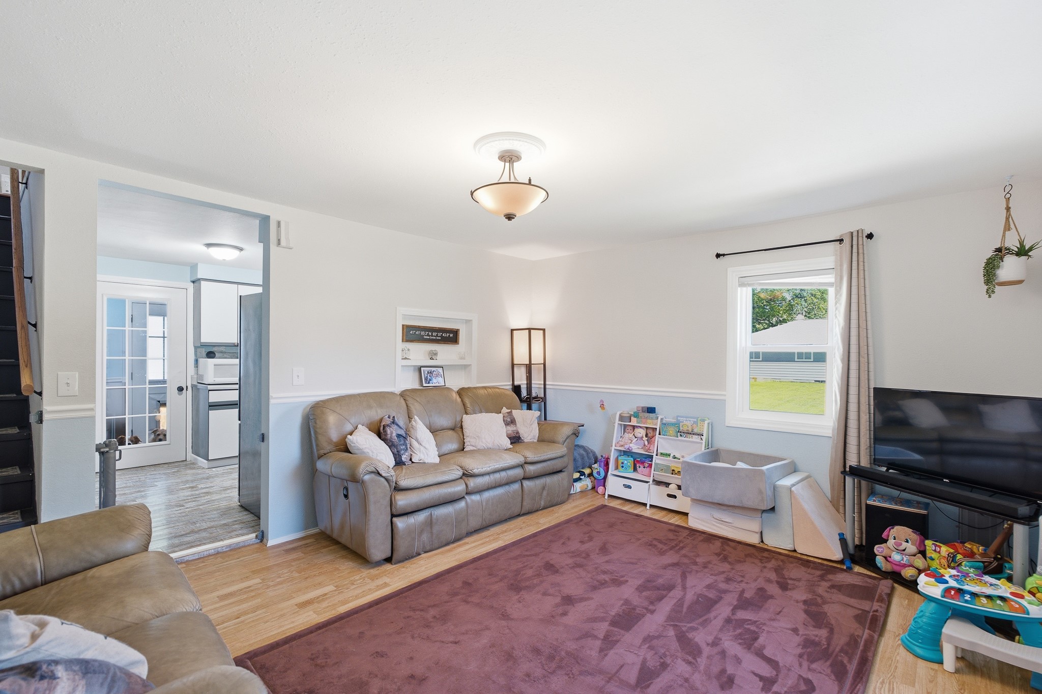 1705 Vine Street Property Photo 3