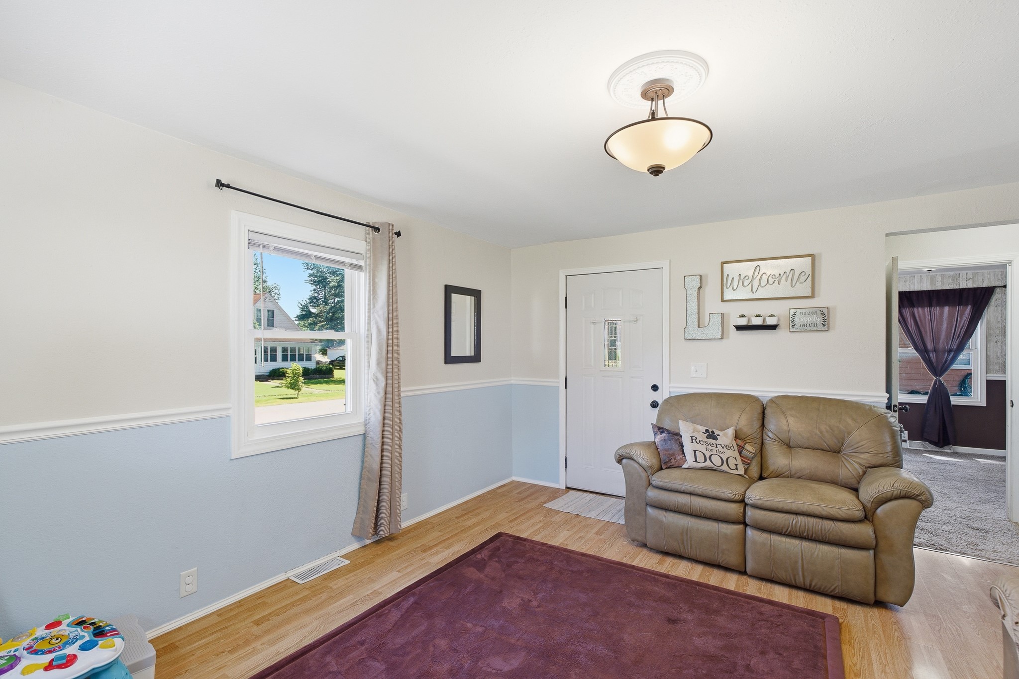 1705 Vine Street Property Photo 4