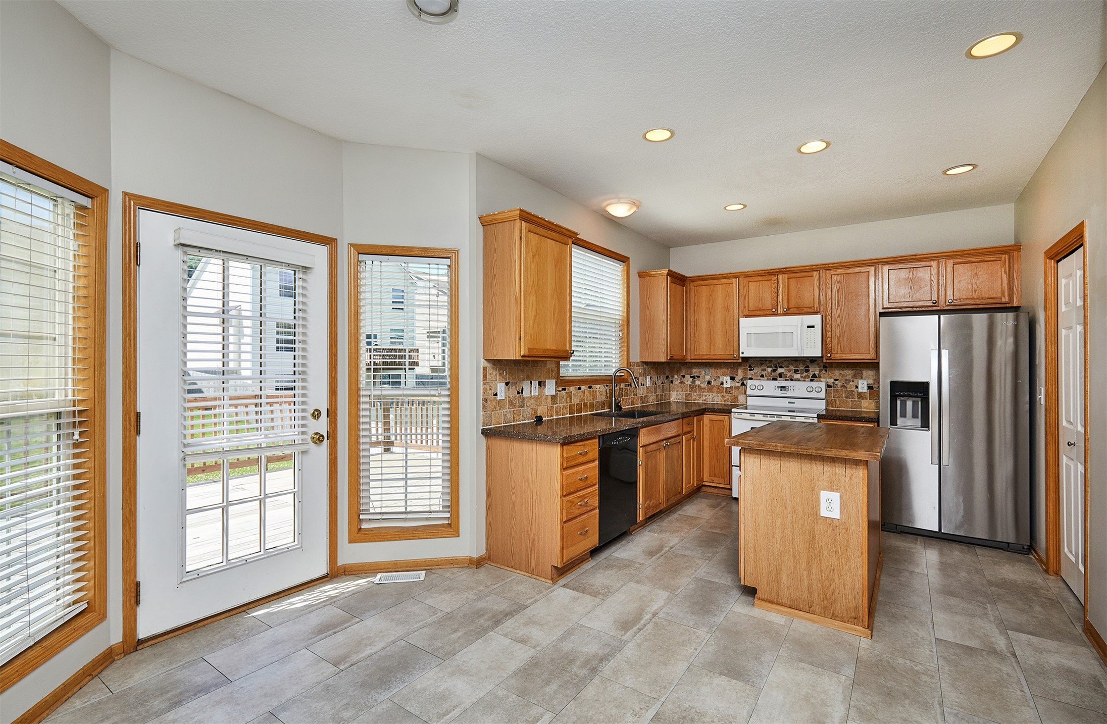 7732 Beechtree Lane Property Photo 2
