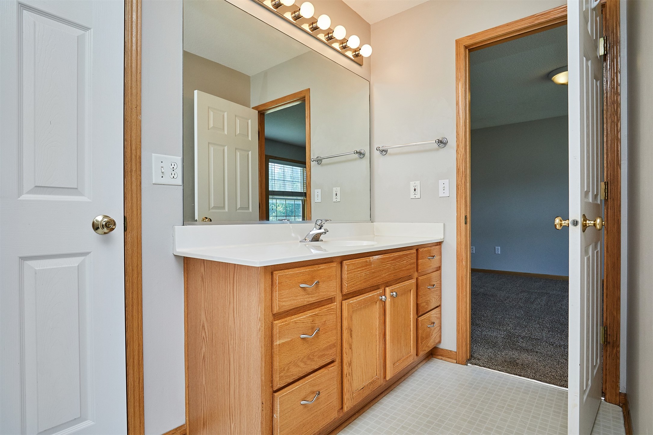 7732 Beechtree Lane Property Photo 20