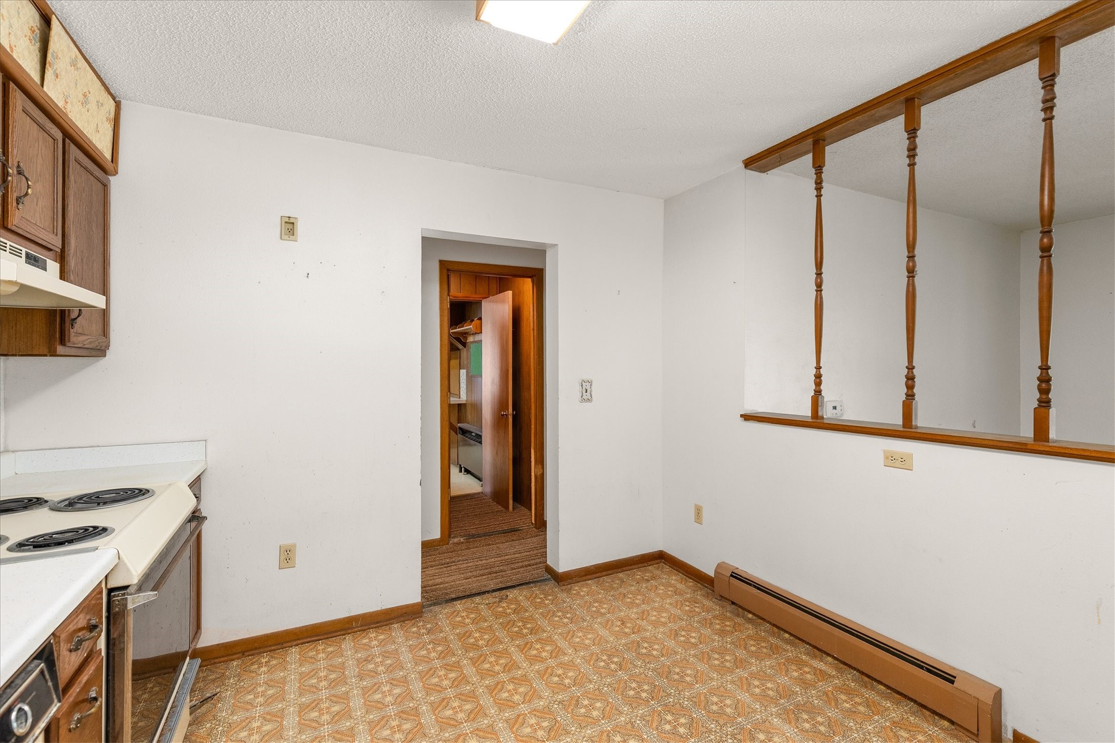 410 W Elm Street Property Photo 24